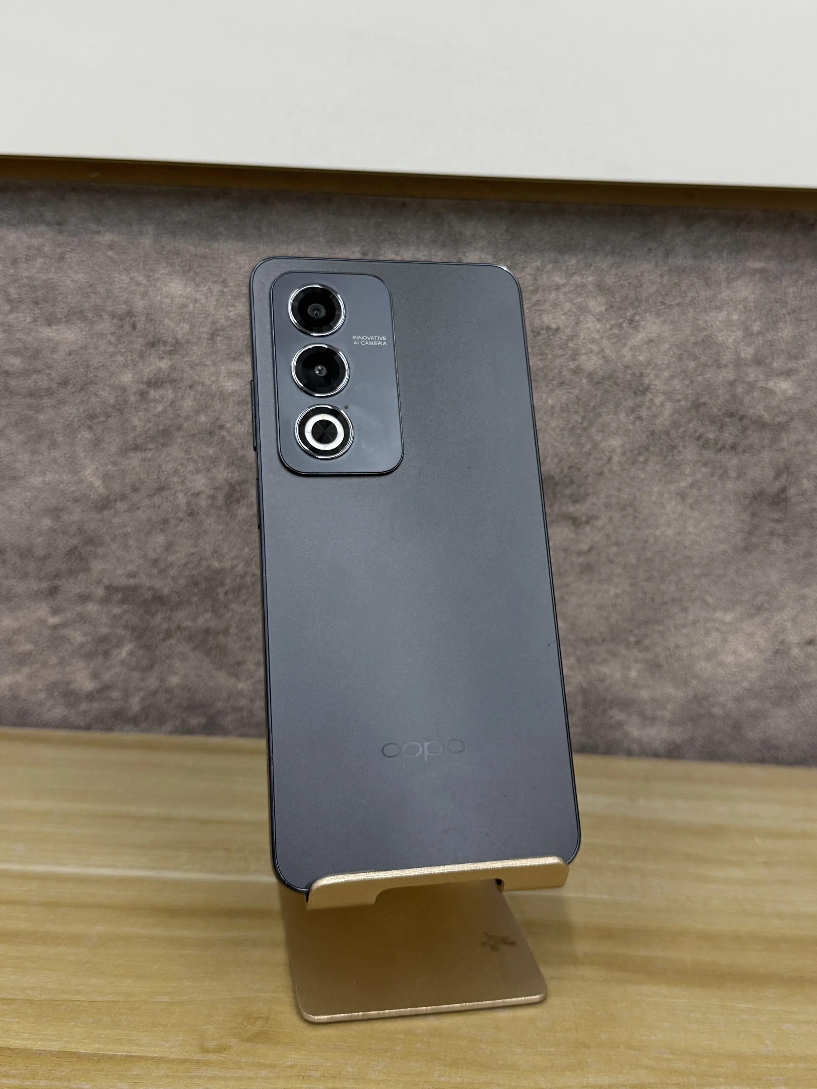 Oppo A3 Pro 5G (6G/128G) 【少年機通訊館高CP值二手機】