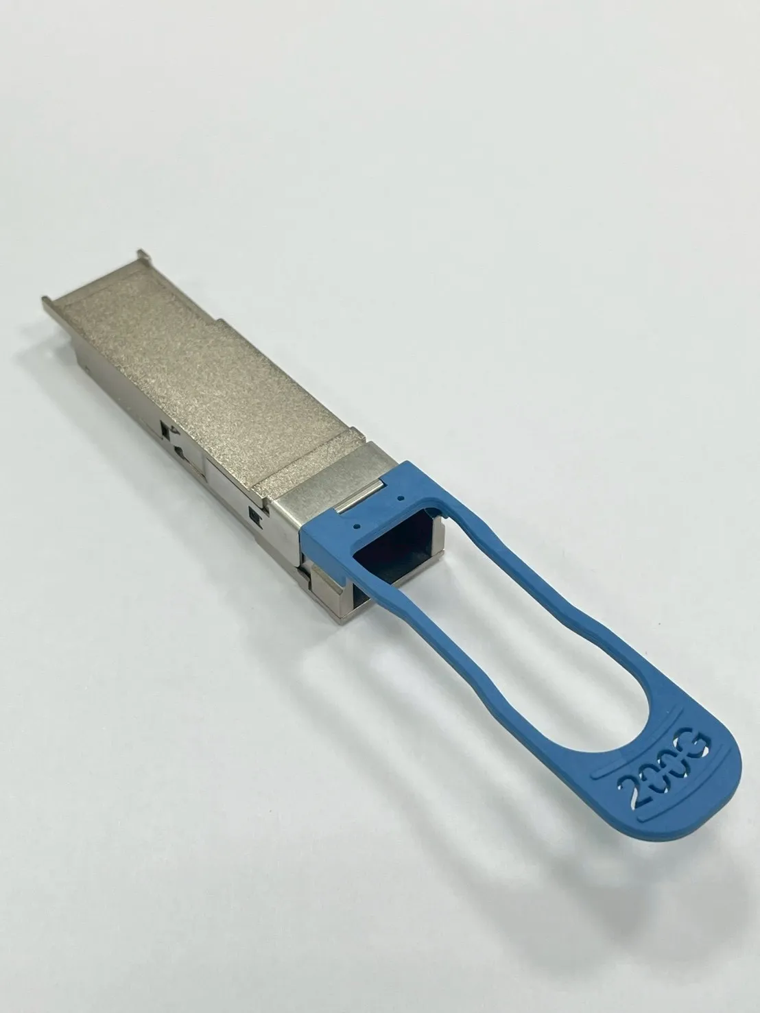QSFP（Quad Small Form-factor Pluggable）