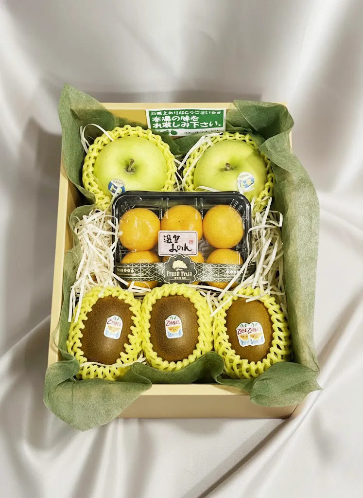 日本佐賀蜜柑 ×青森蘋果 × 紐西蘭#18大奇異果 水果禮盒
