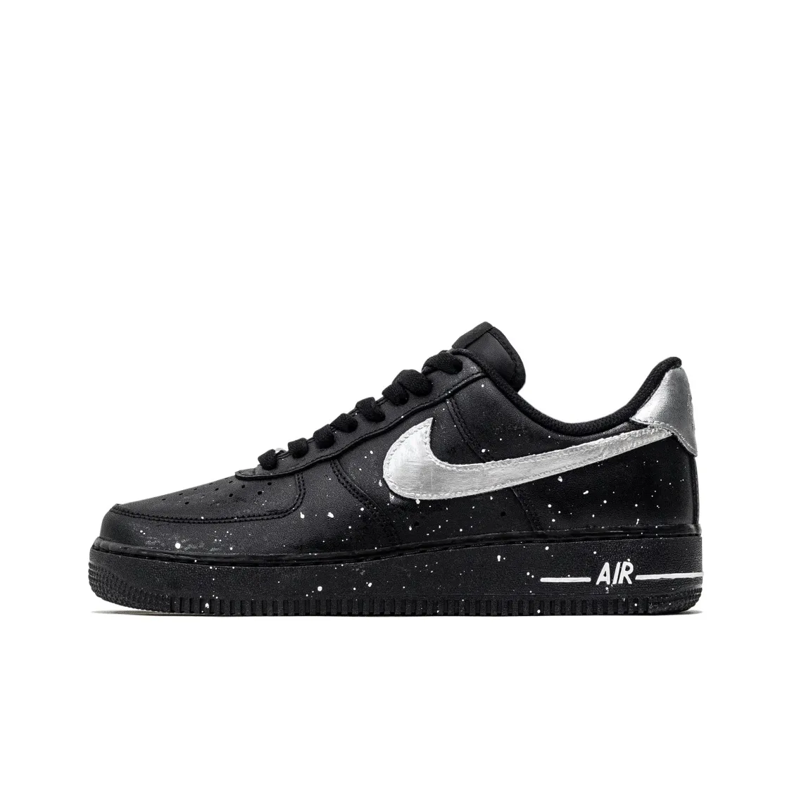 個性化客製球鞋NIKE墨影銀刃