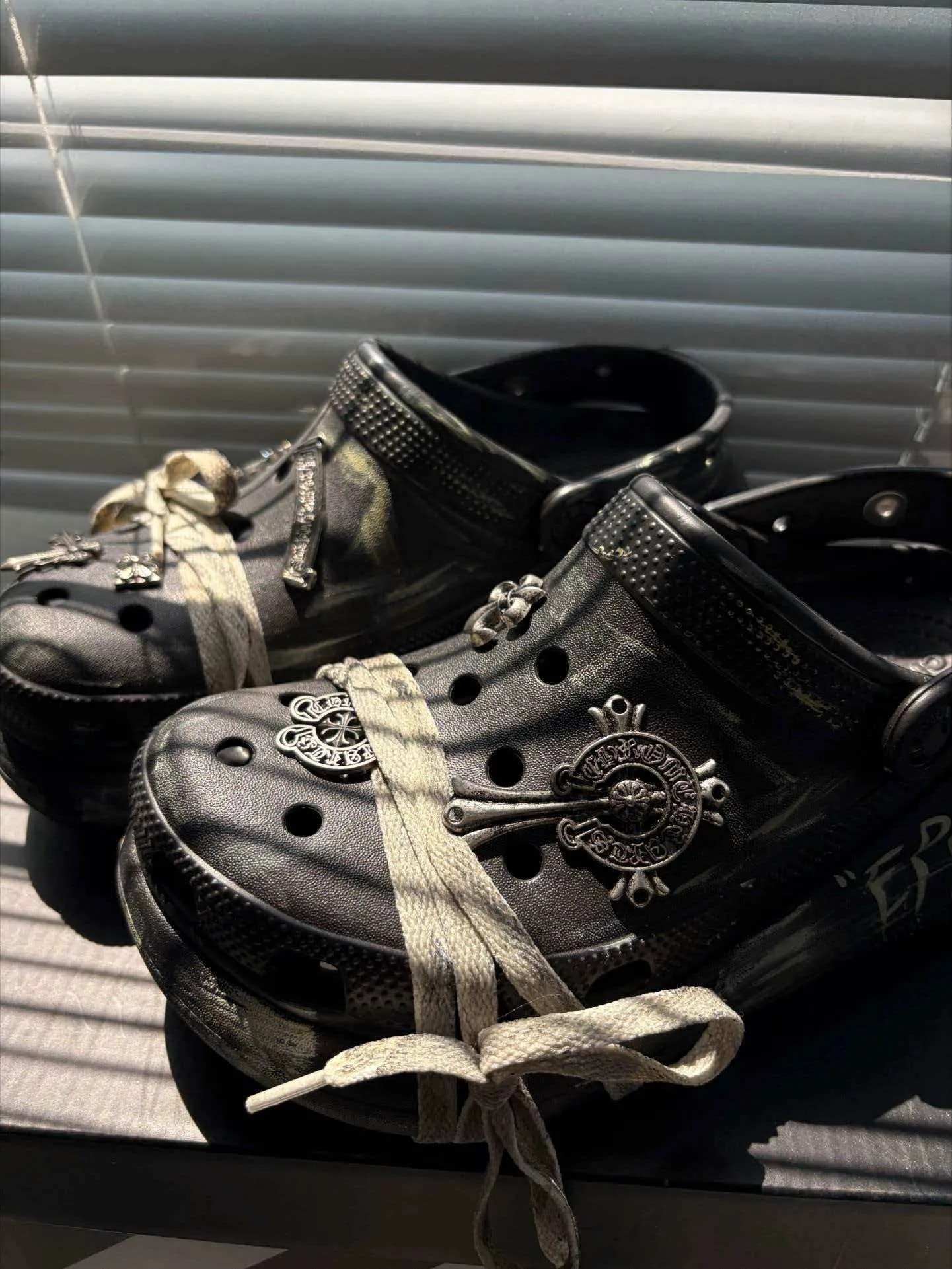 客製球鞋CROCS卡駱馳暗潮聖徒