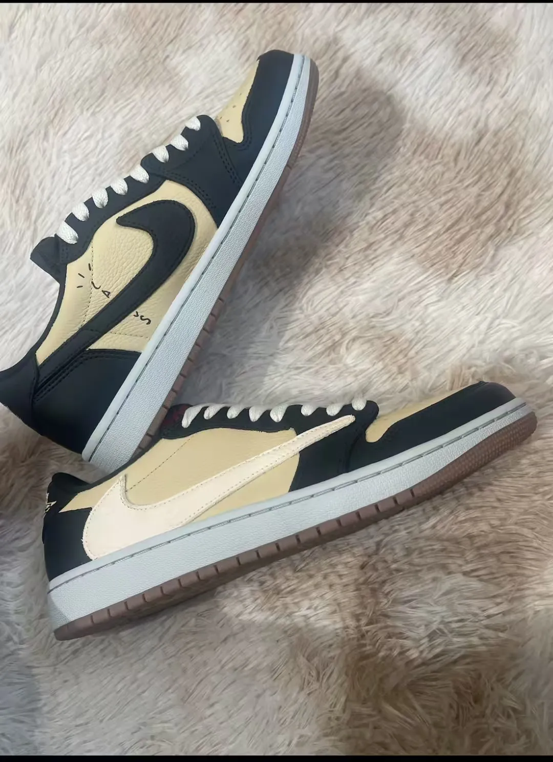 個性化客製球鞋NIKE黑黃倒鉤