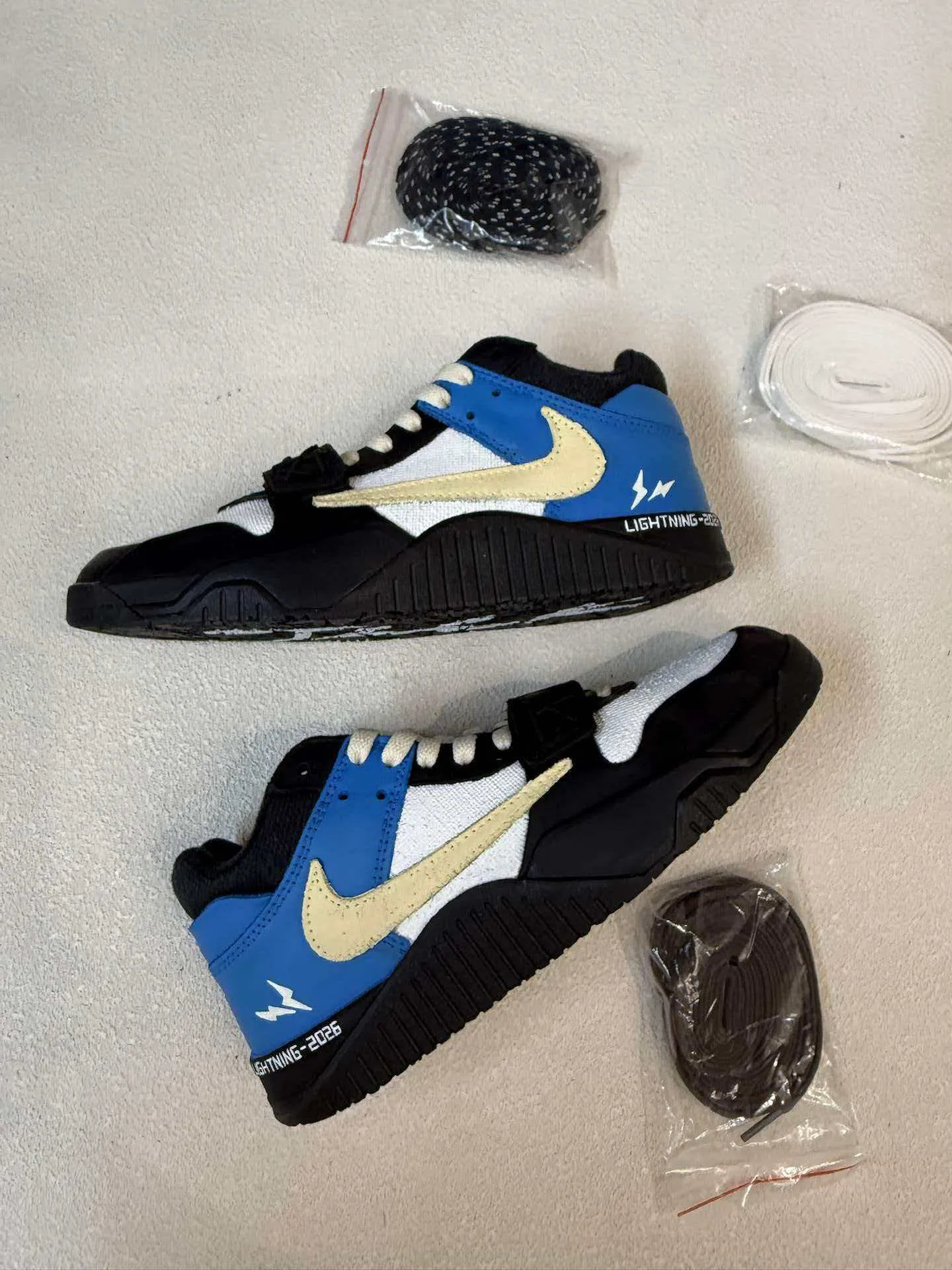 個性化客製球鞋NIKE雲藍黑鋒倒鉤