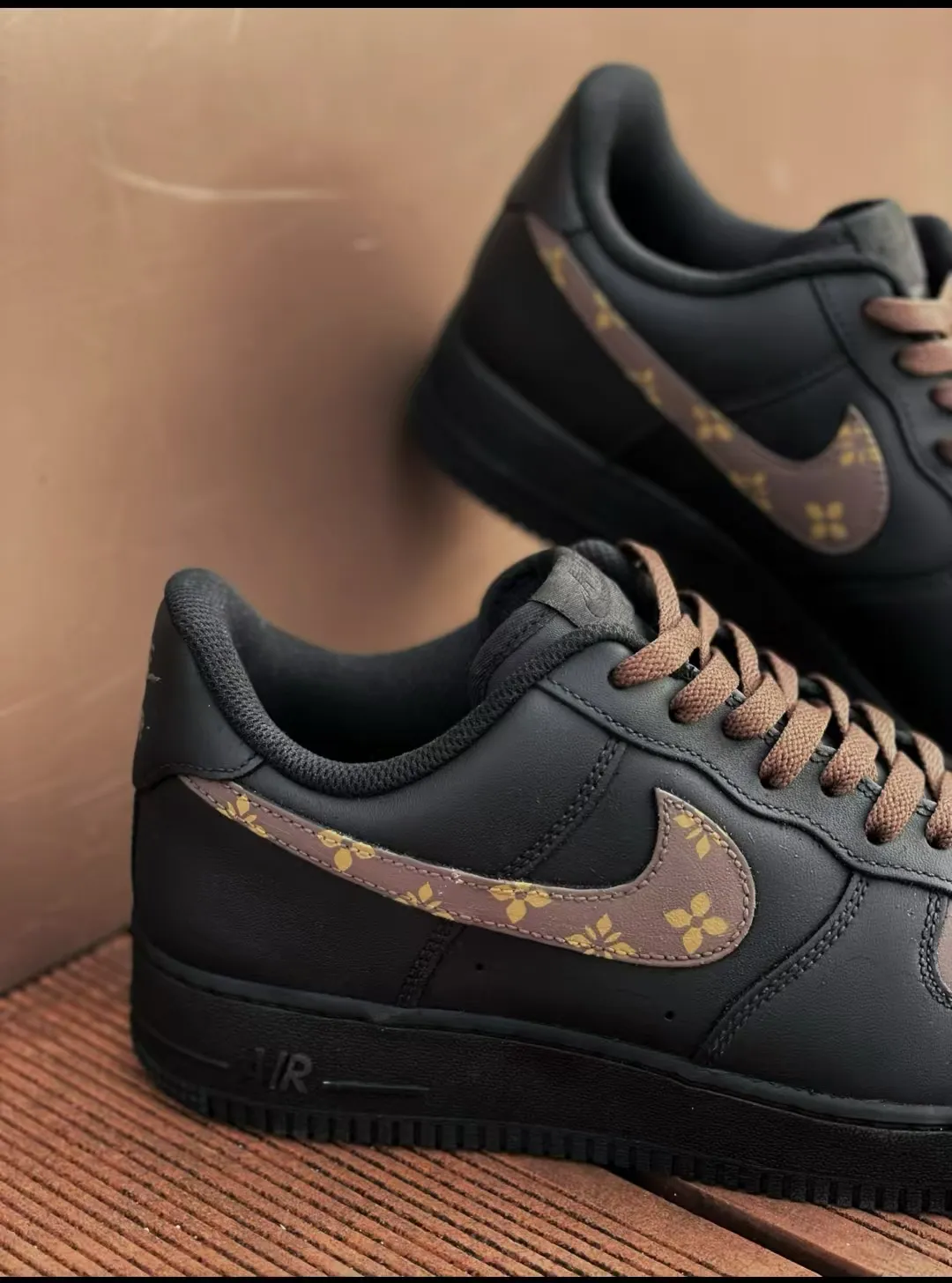 個性化客製球鞋NIKELouis
