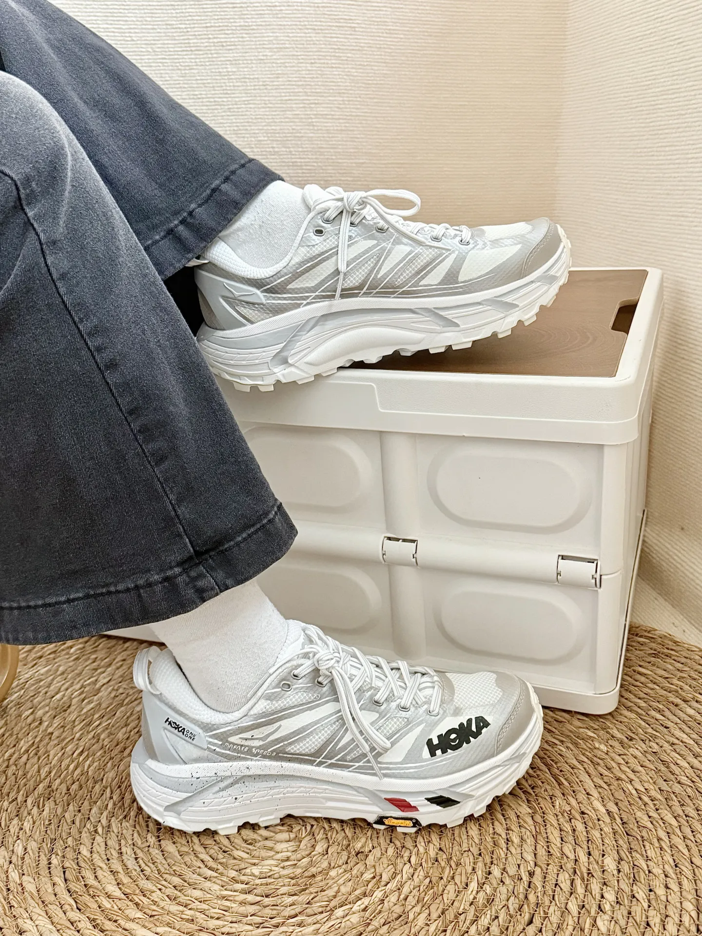客製球鞋HOKA ONE ONE幻銀