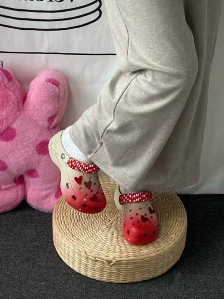 個性化客製球鞋CROCS絲絨紅心