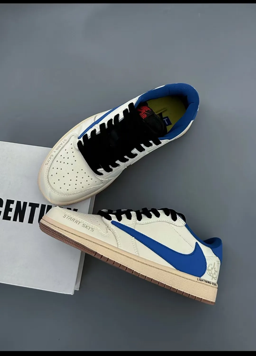 個性化客製球鞋NIKE藍白倒鉤