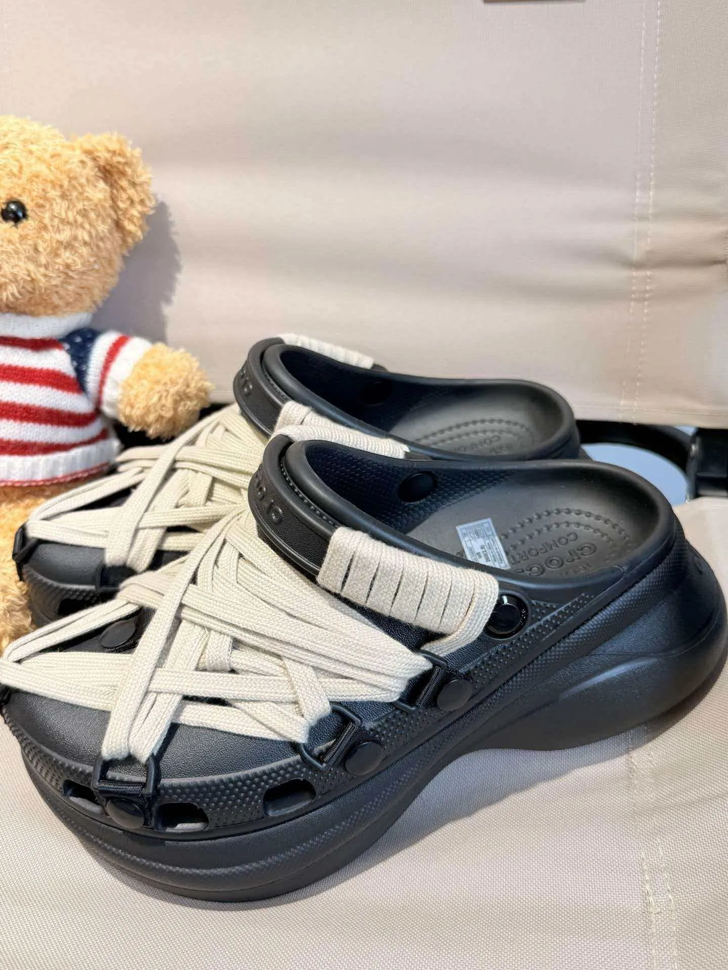 個性化客製球鞋CROCS瘋狂綁帶