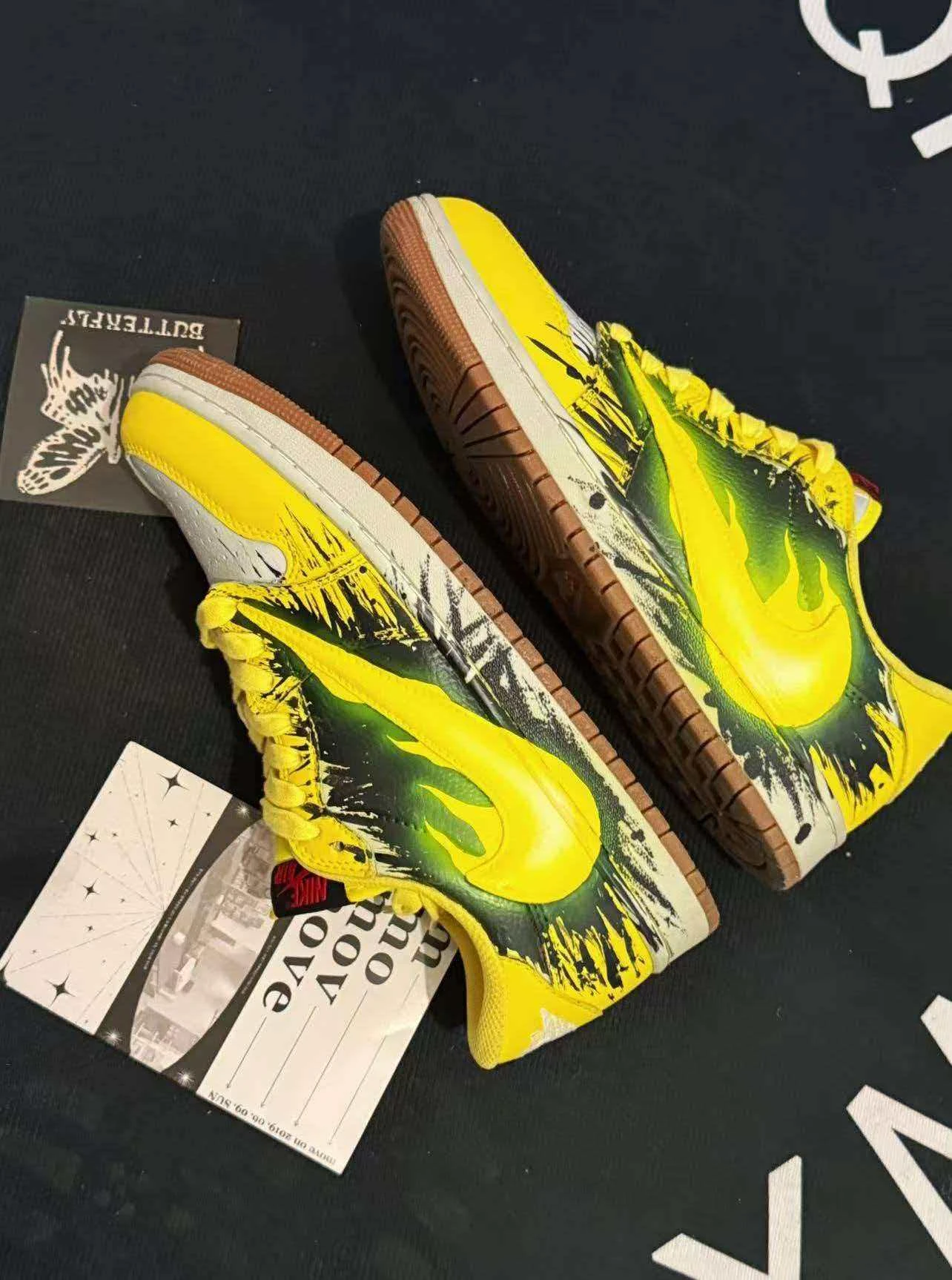 個性化客製球鞋NIKE暴風閃電