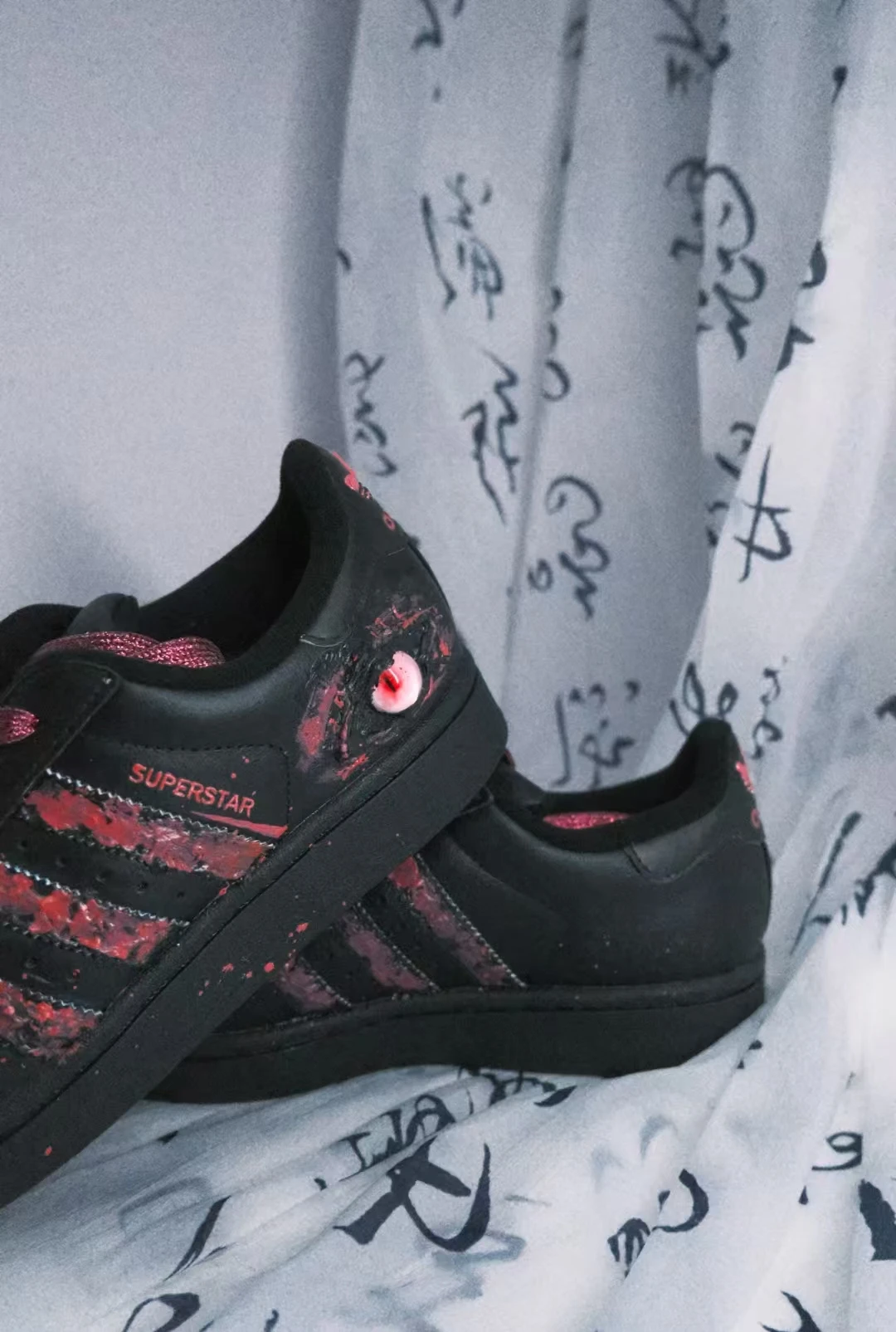 個性化客製球鞋ADIDAS 眼紅