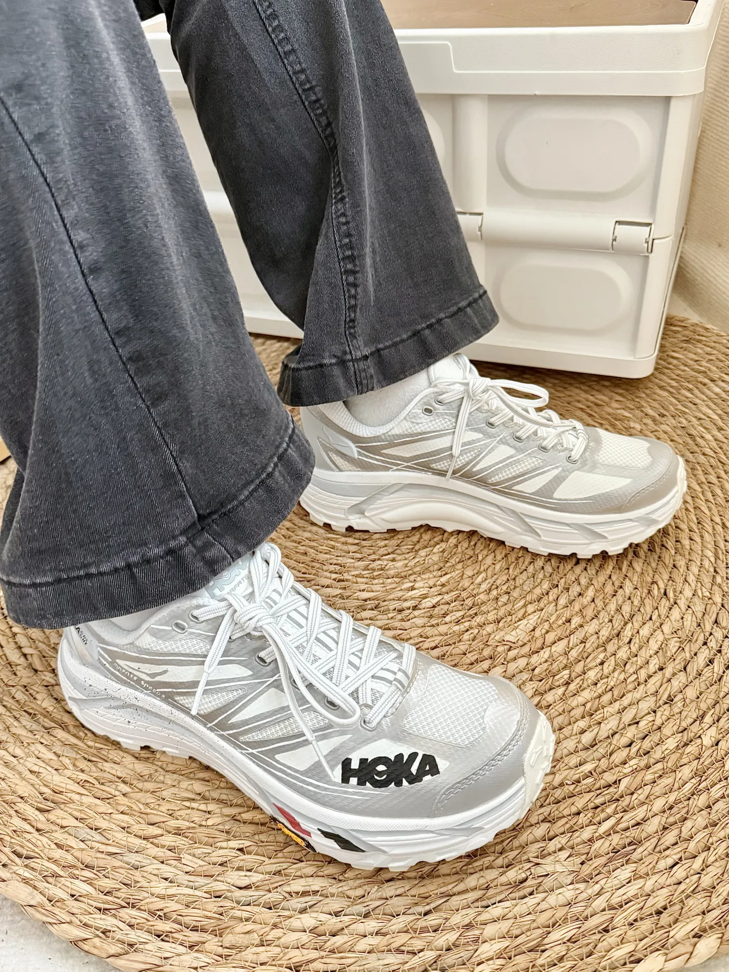 客製球鞋HOKA ONE ONE幻銀