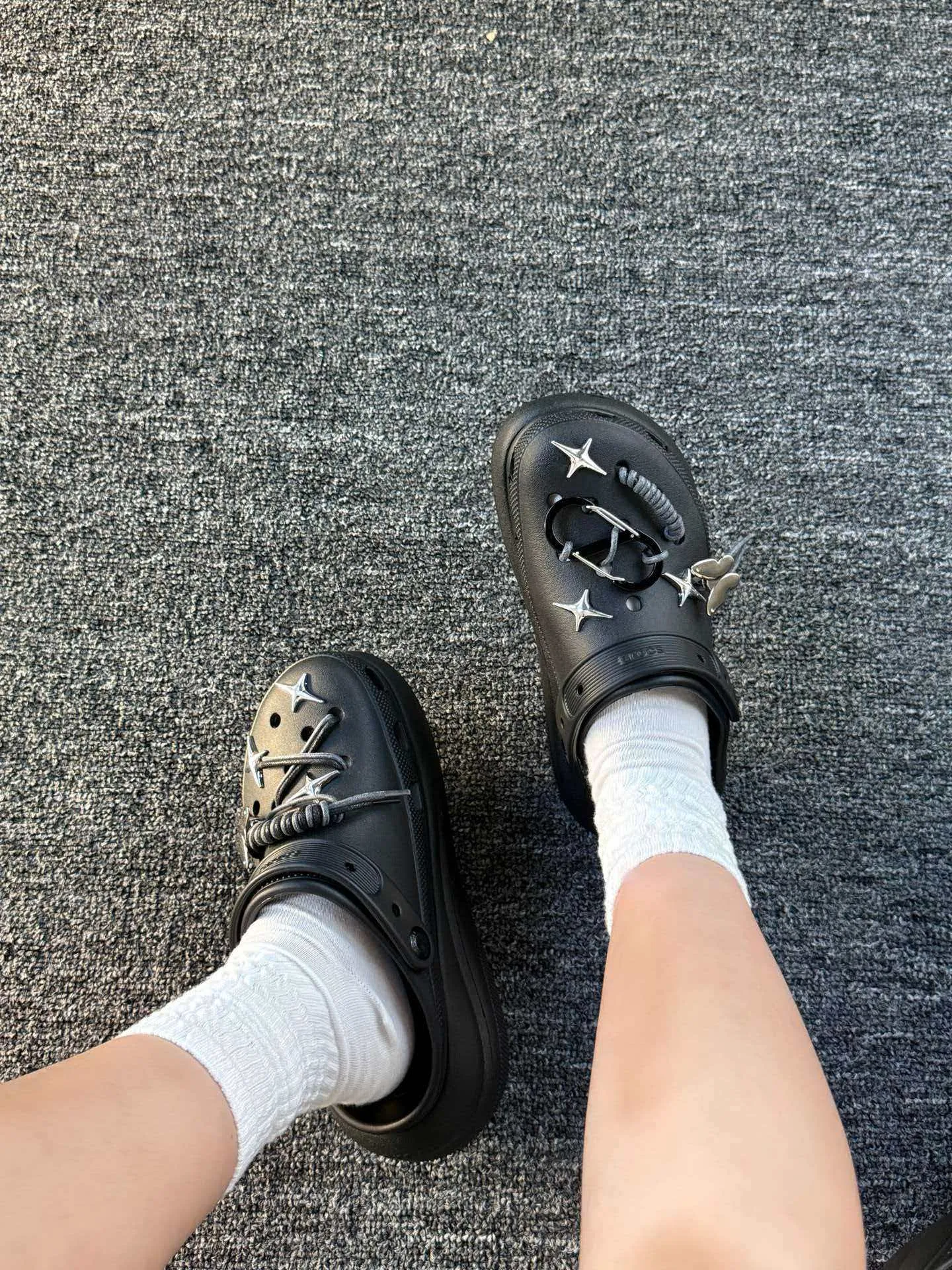 客製球鞋CROCS卡駱馳銀刺蝴蝶