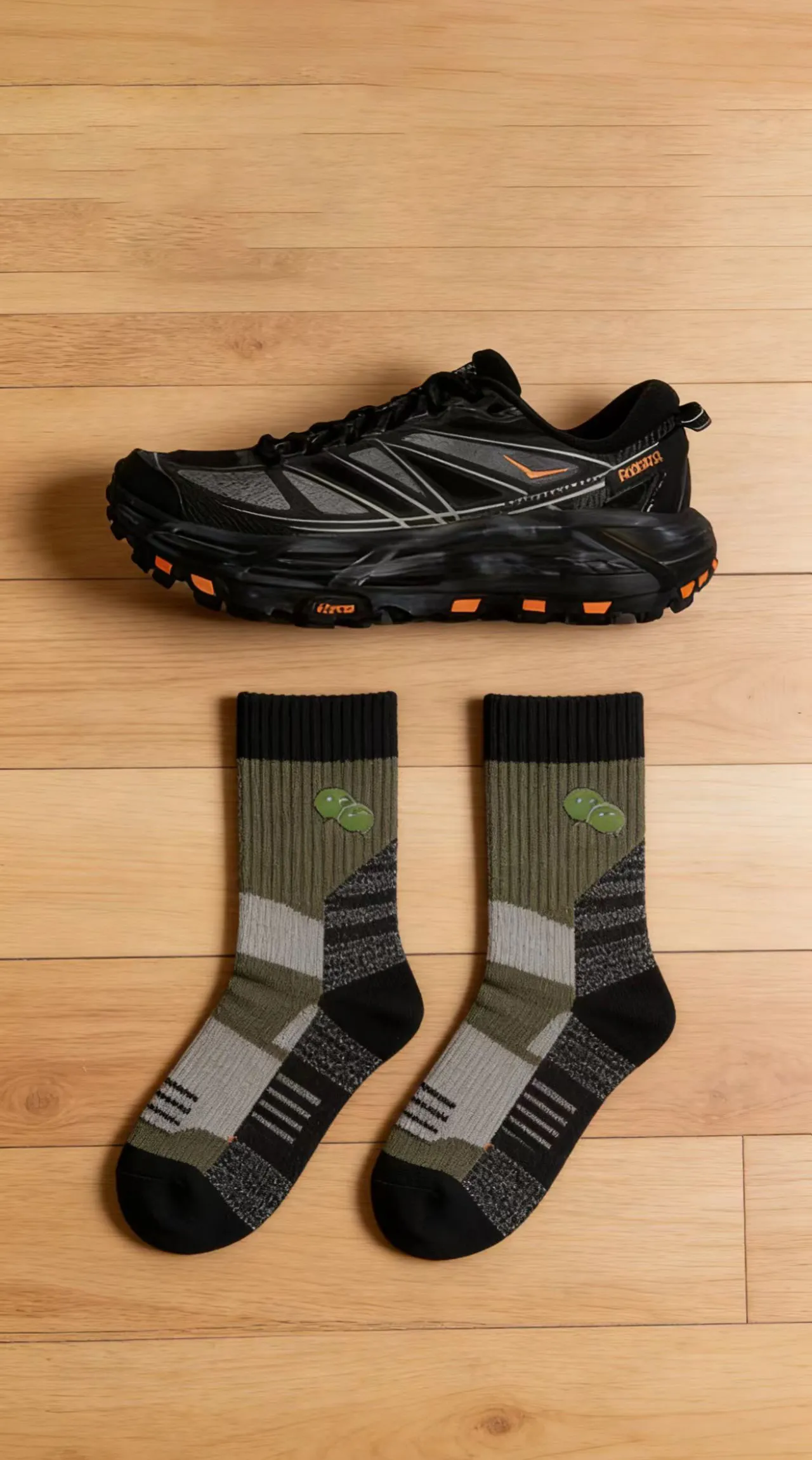 客製球鞋HOKA ONE ONE野蜂飛舞橘