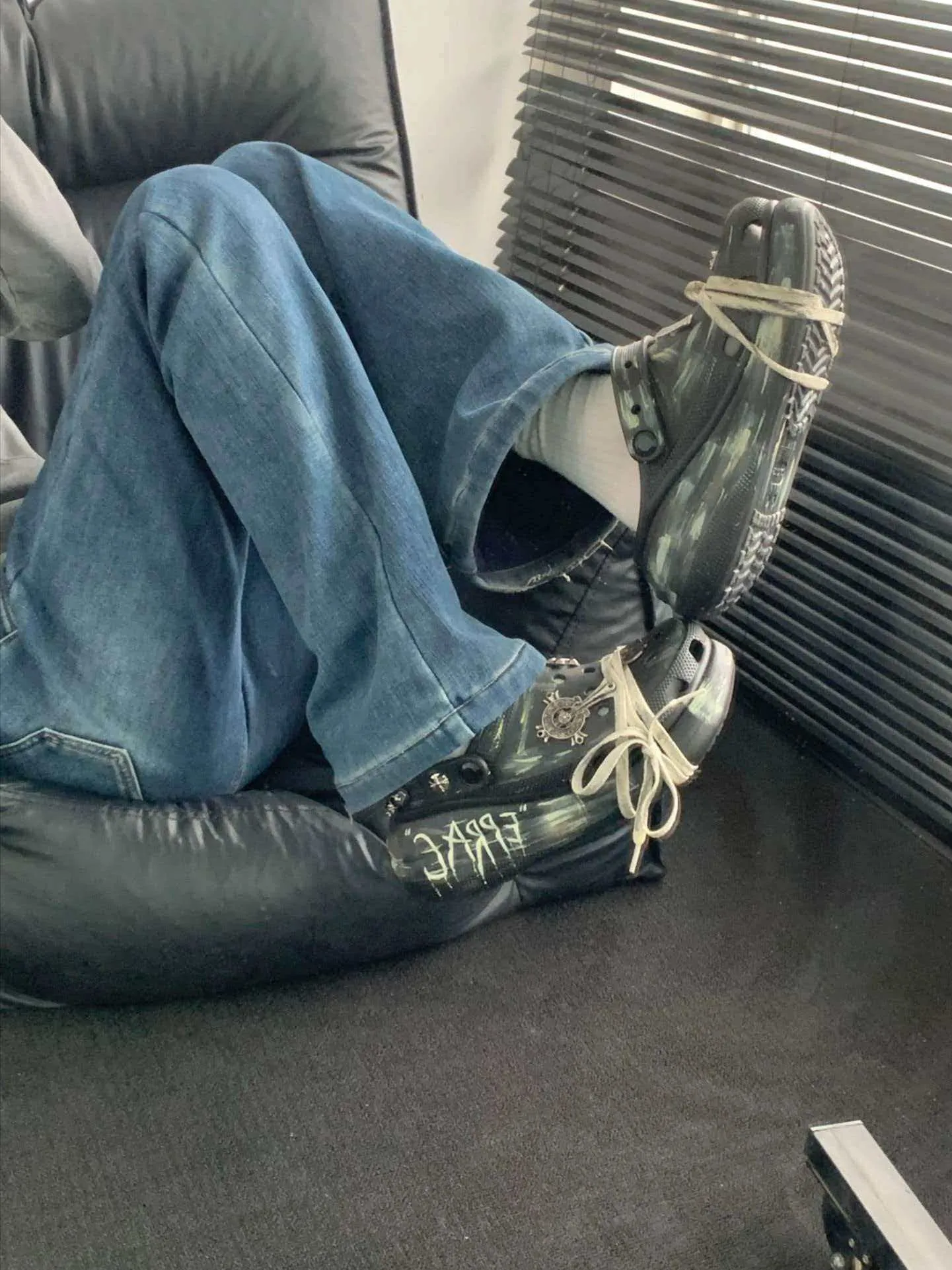 客製球鞋CROCS卡駱馳暗潮聖徒
