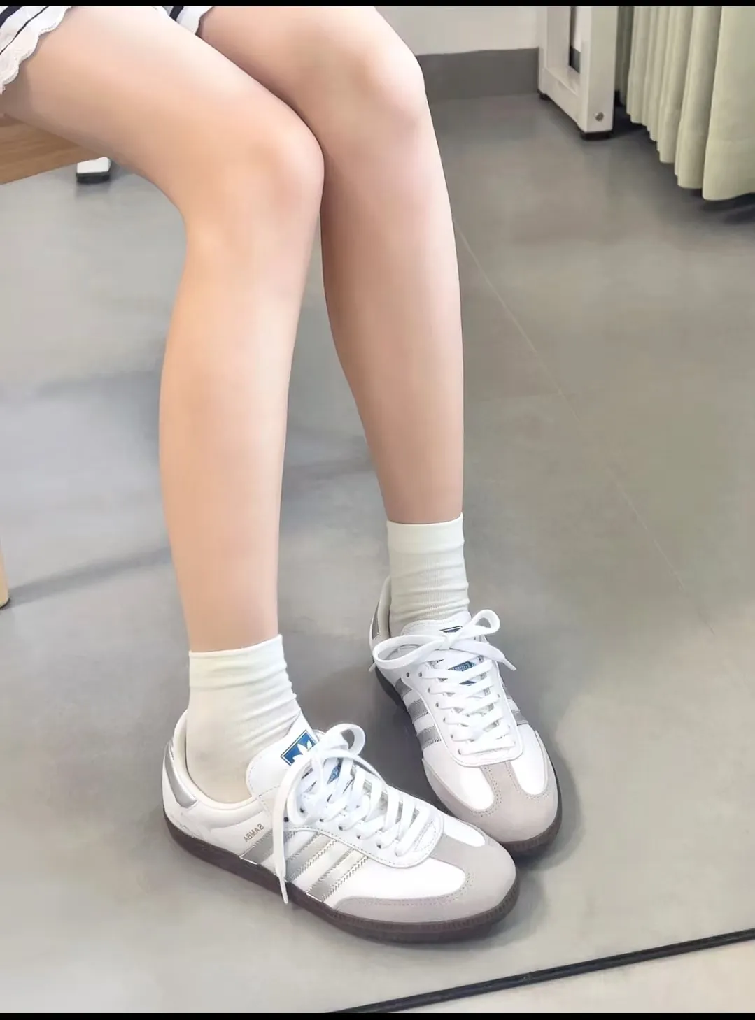 個性化客製球鞋ADIDAS月光銀