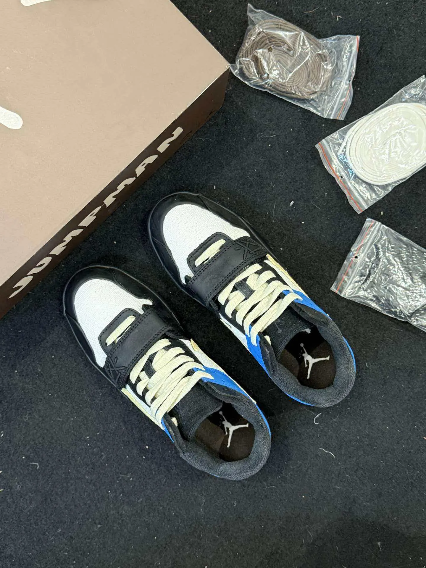 個性化客製球鞋NIKE雲藍黑鋒倒鉤