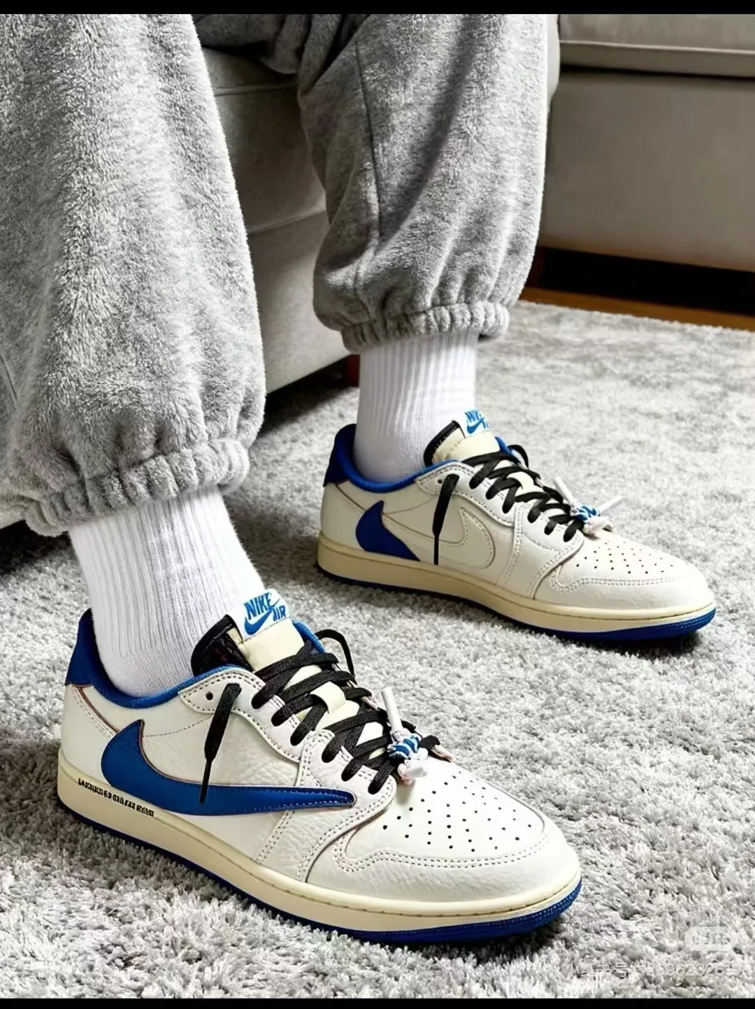 個性化客製球鞋NIKE藍白倒鉤
