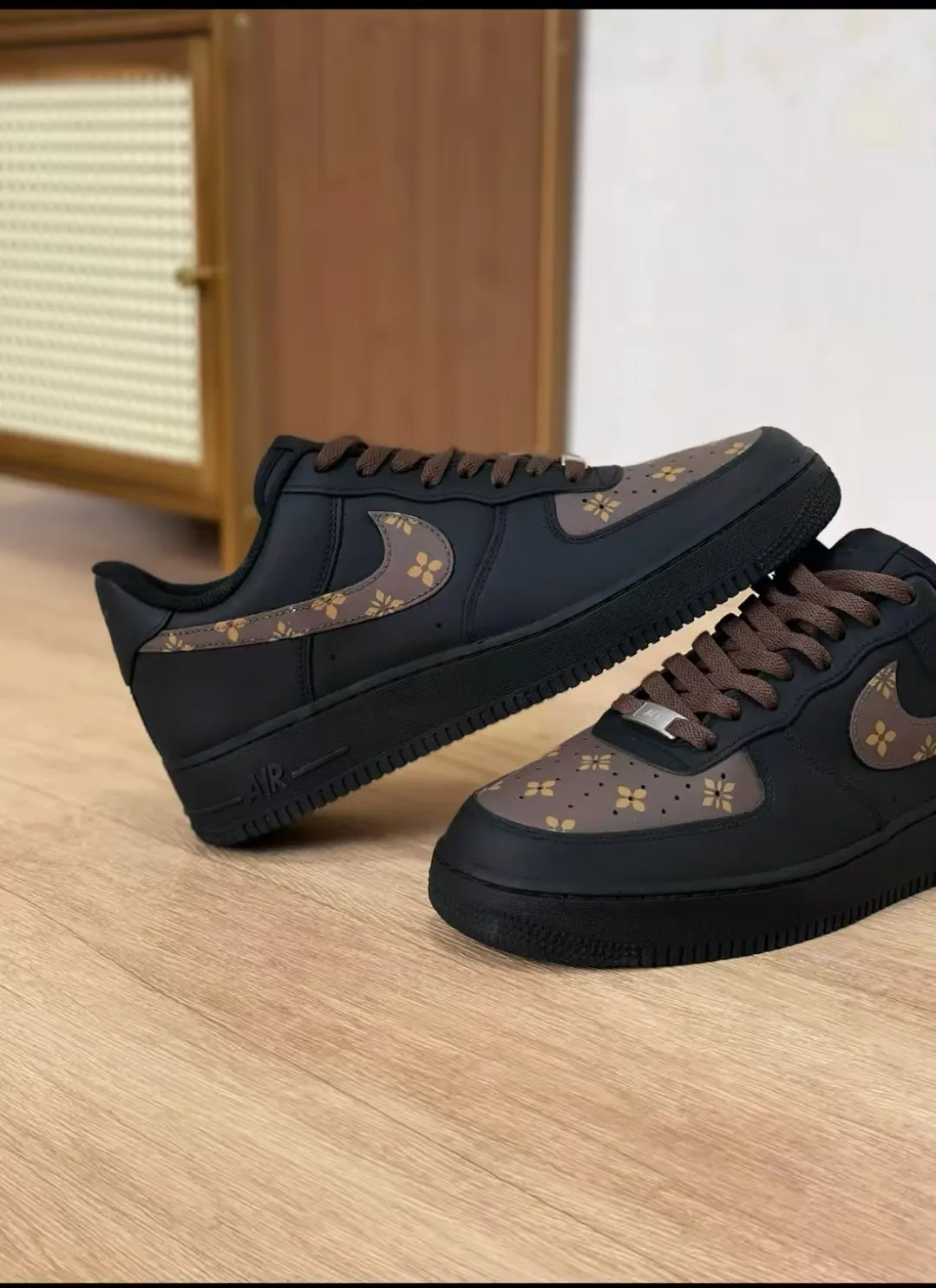 個性化客製球鞋NIKELouis