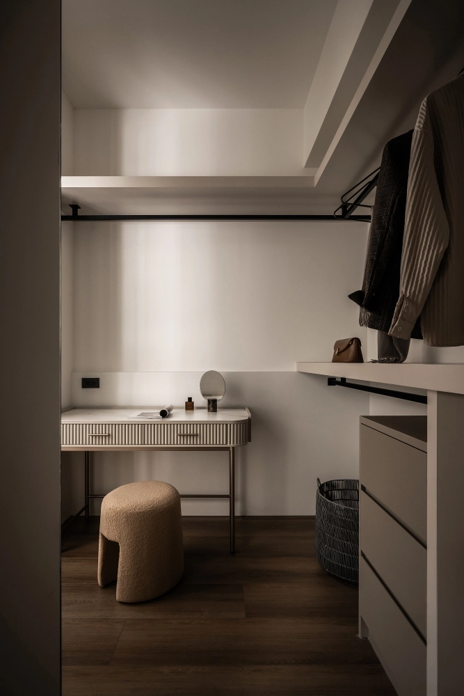 暮影層疊 · 桃大真