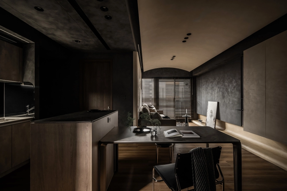 暮影層疊 · 桃大真