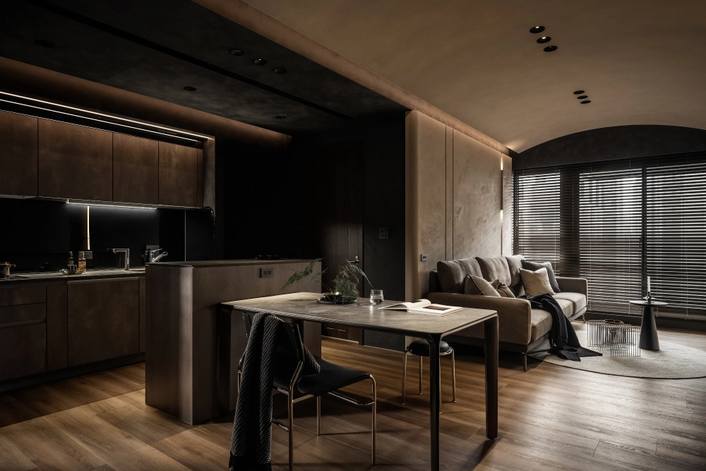 暮影層疊 · 桃大真