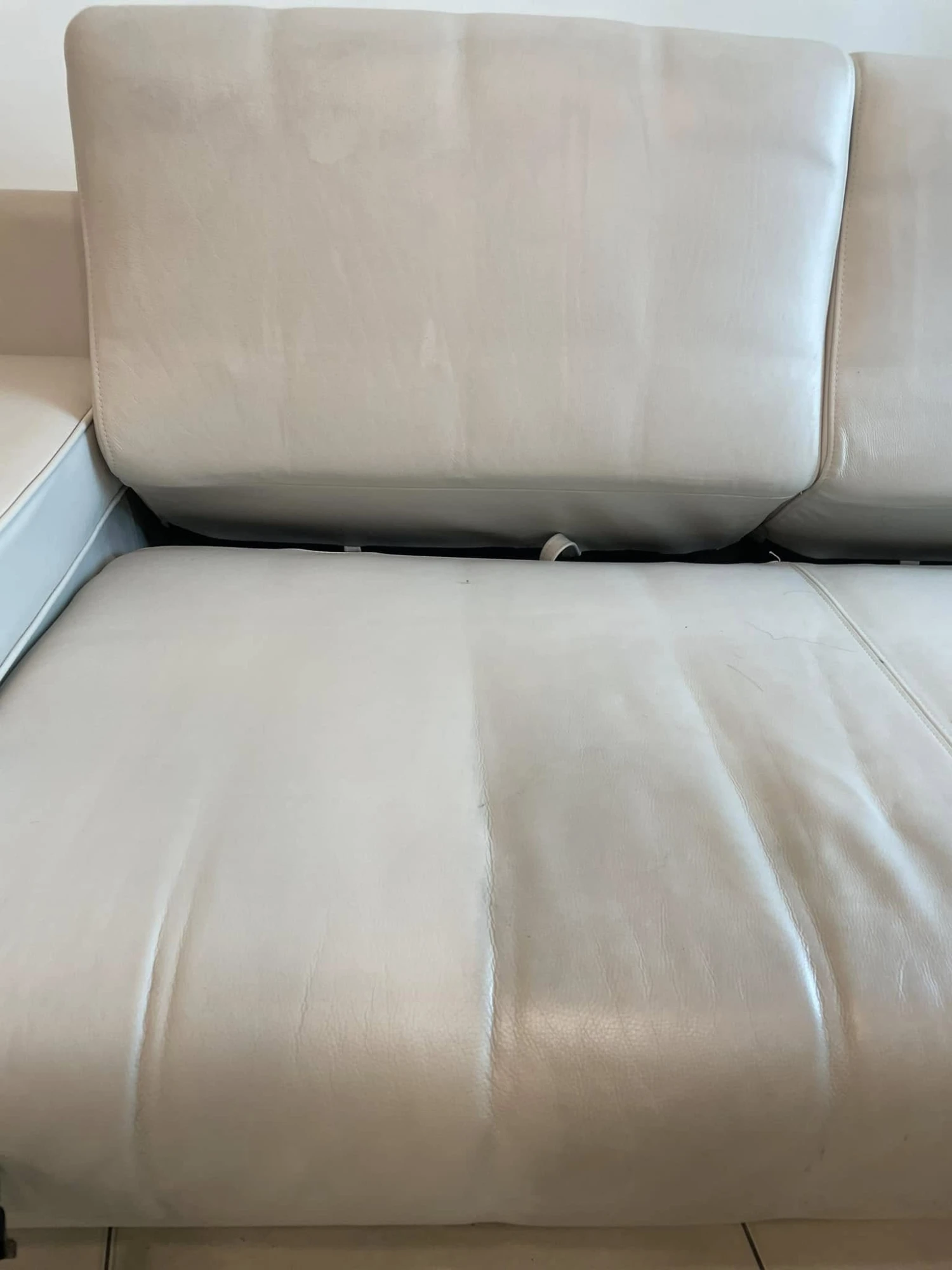 牛皮沙發清洗保養