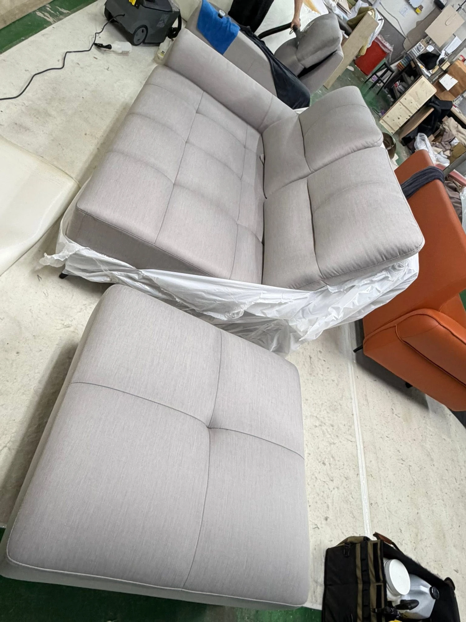 沙發製作工廠清洗,因為知道他的構造,更了解它的施工方式