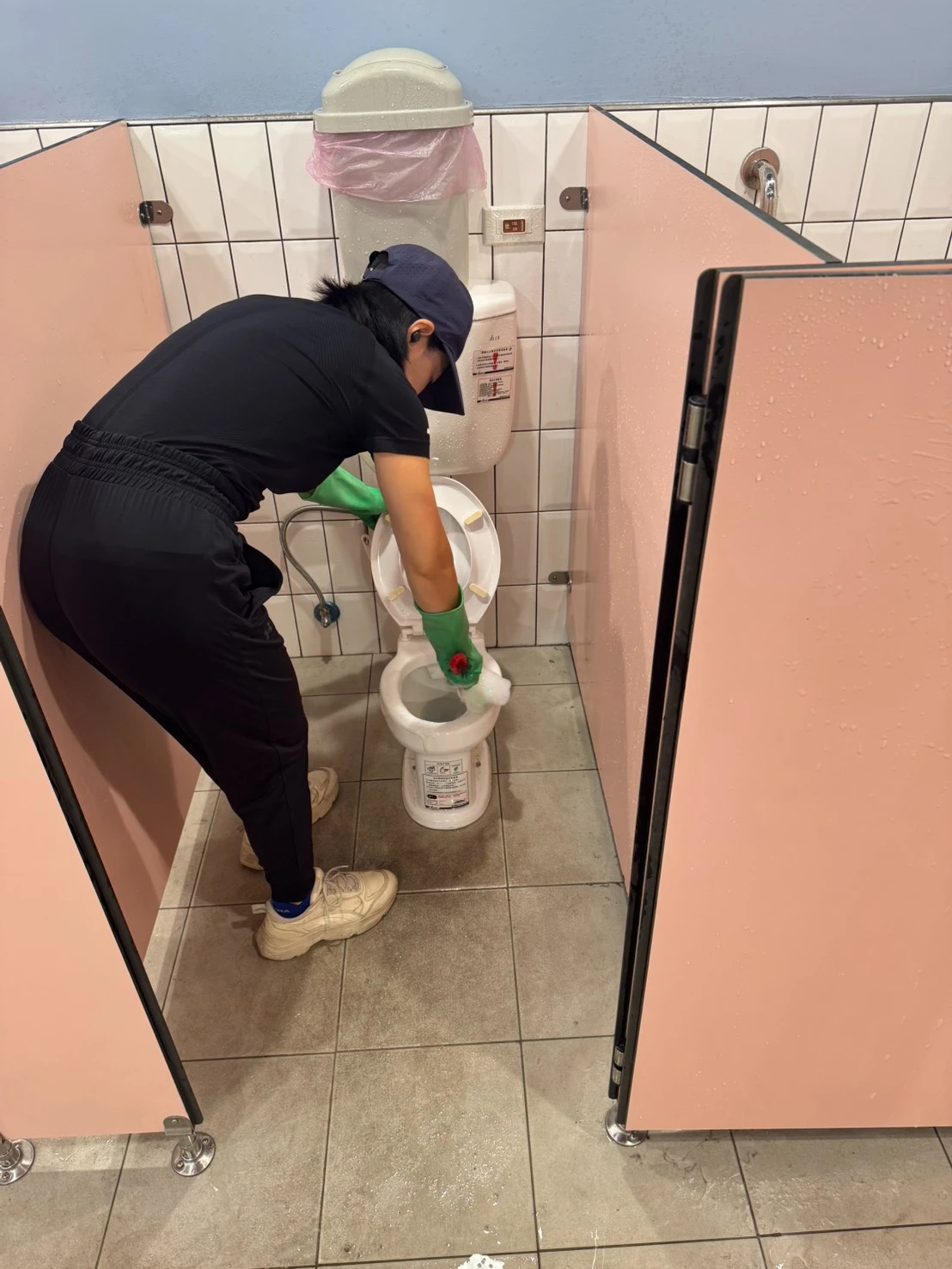 新北市立學校清潔/漳和國中（附幼）內部清潔！