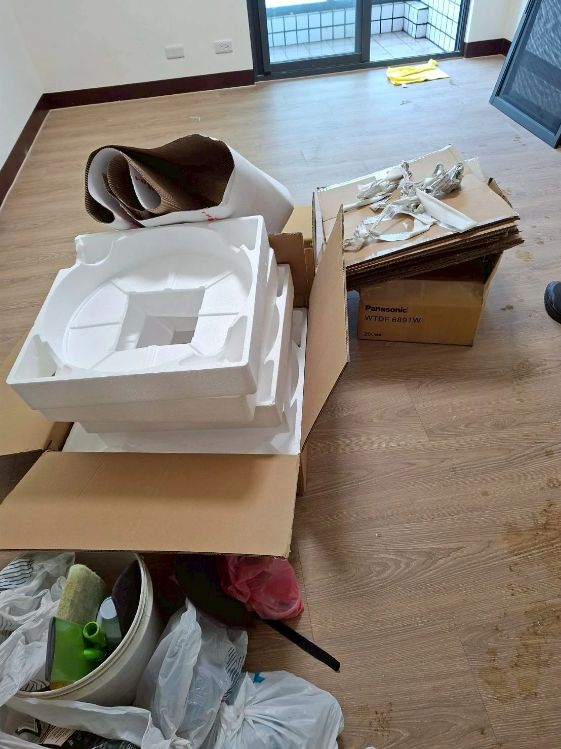 新北裝潢廠清潔（施作前後）