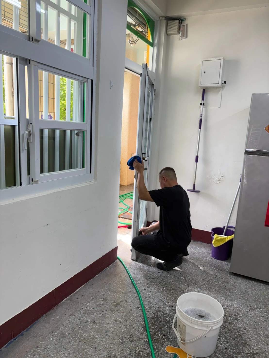新北市學校清潔/中和國中（附幼）內部清潔