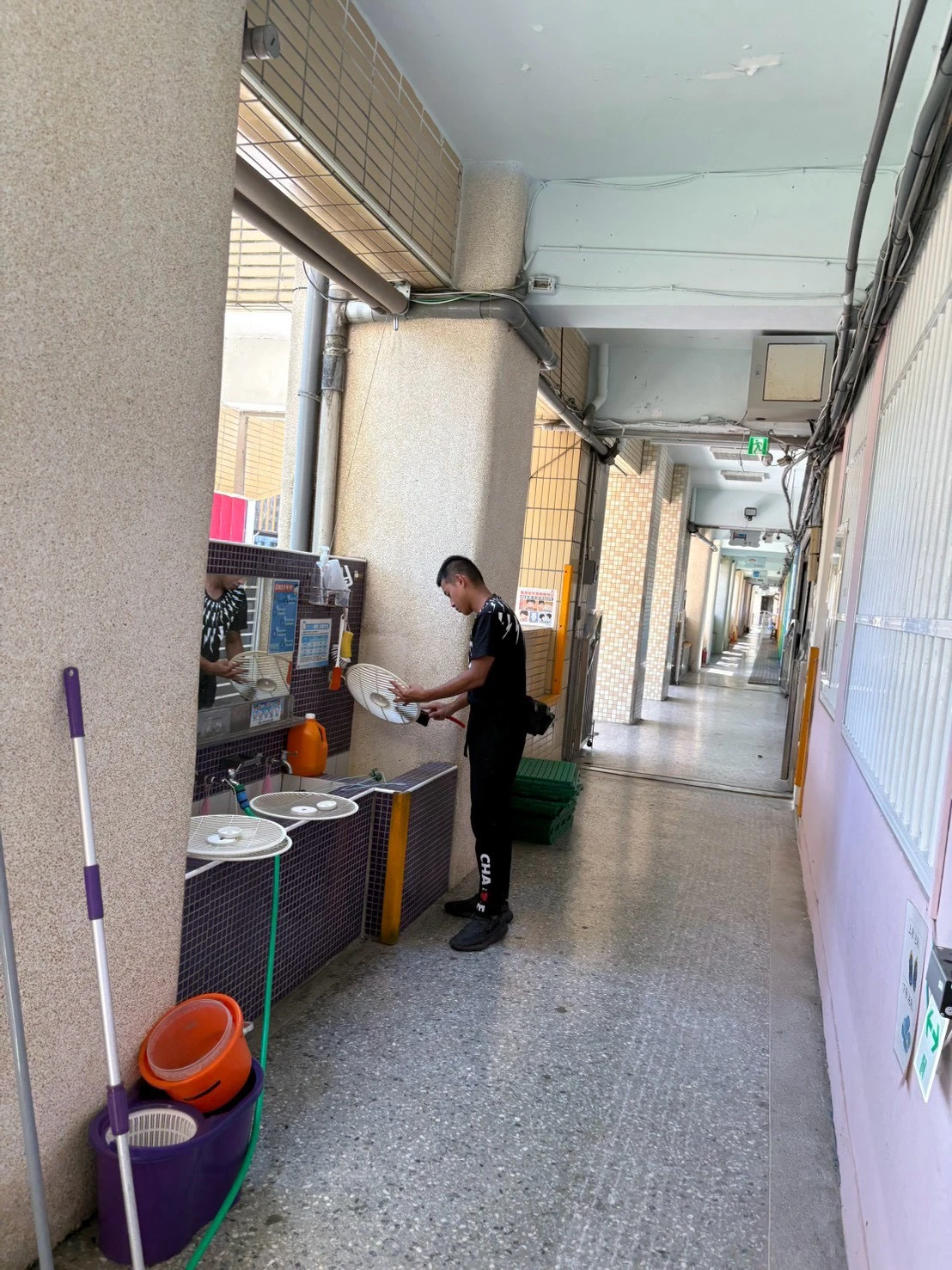 新北市學校清潔/中和國中（附幼）內部清潔