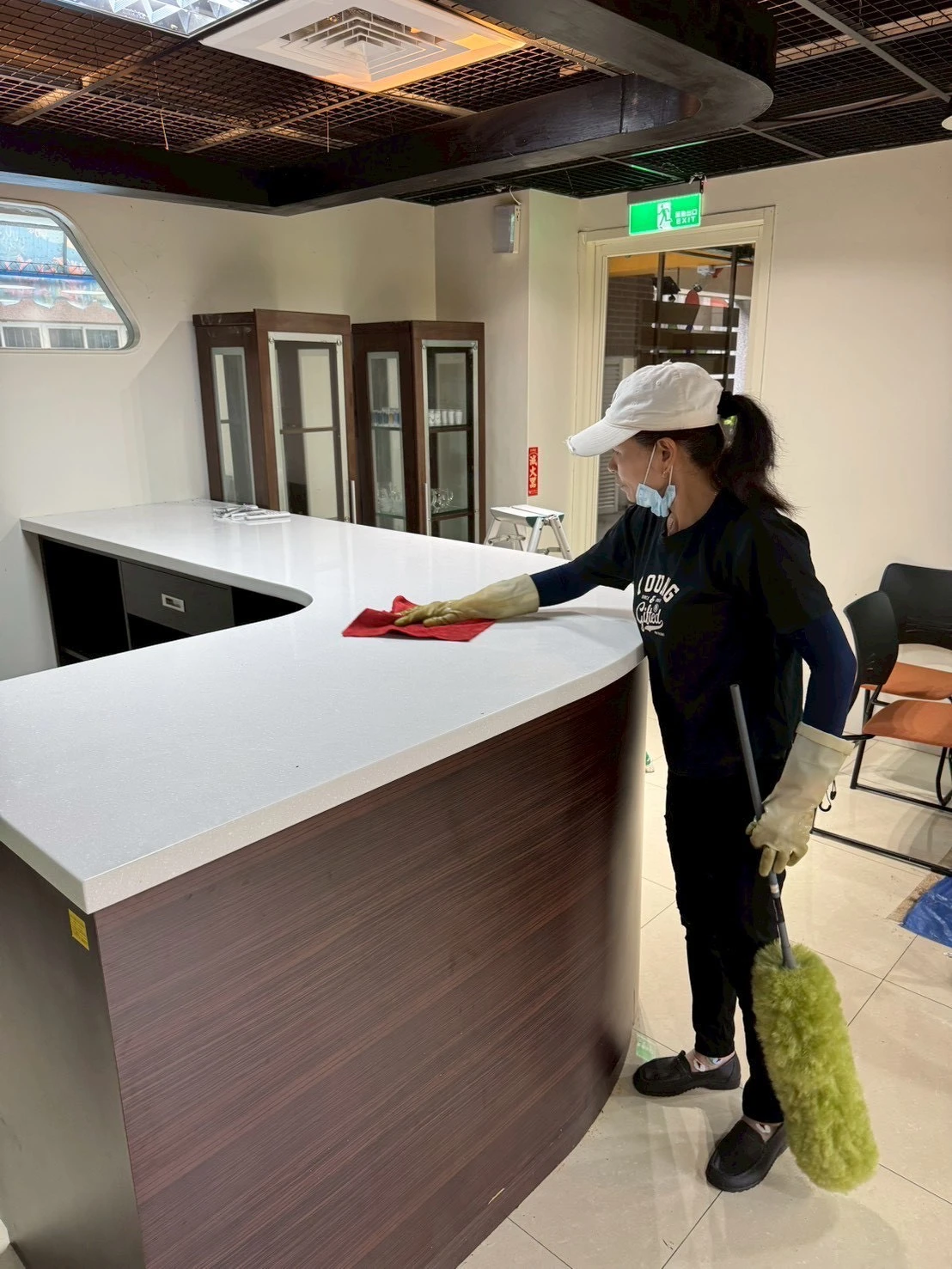 基隆市-七堵美食街廚房清潔作業