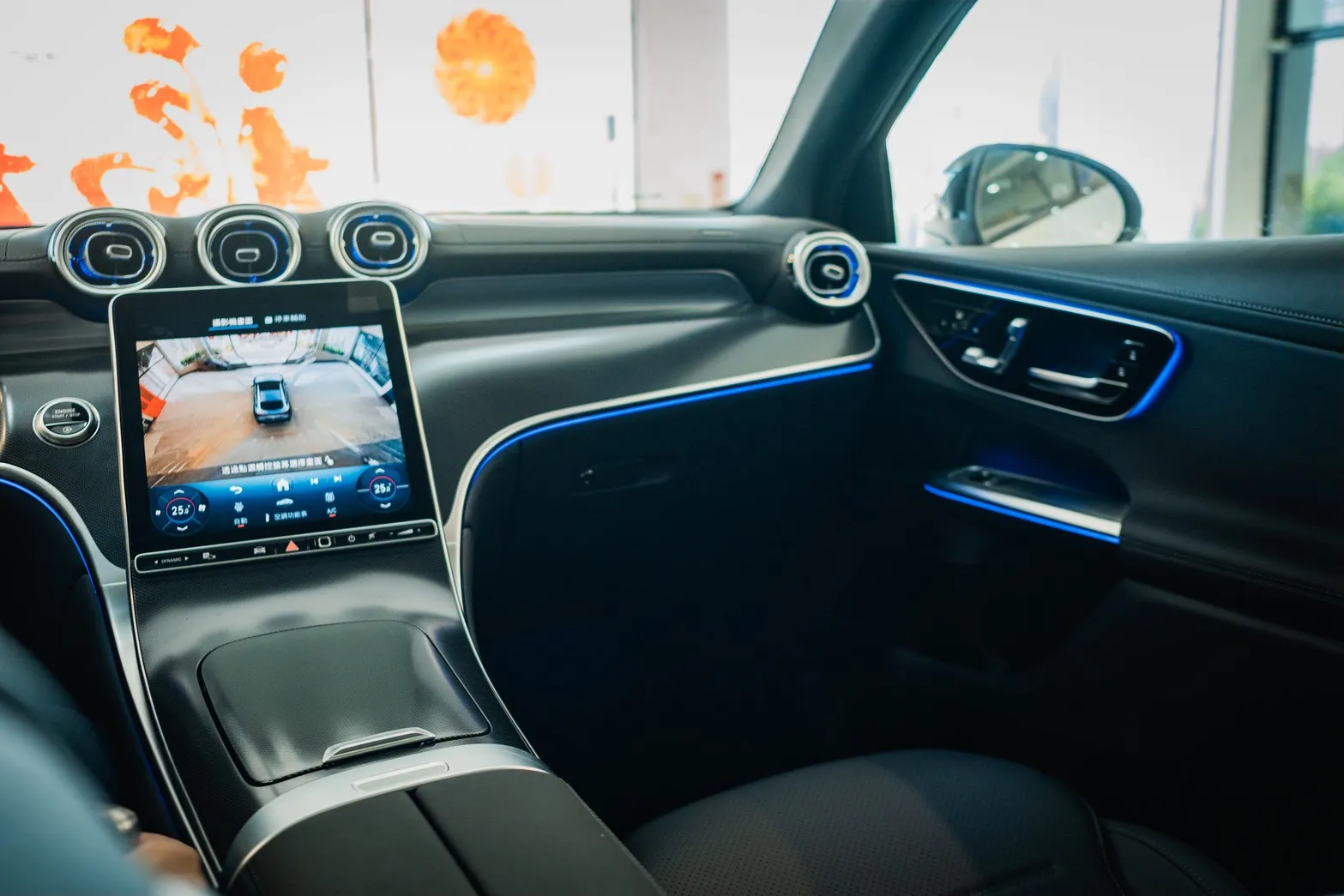 2025年 GLC300 COUPE 4MATIC