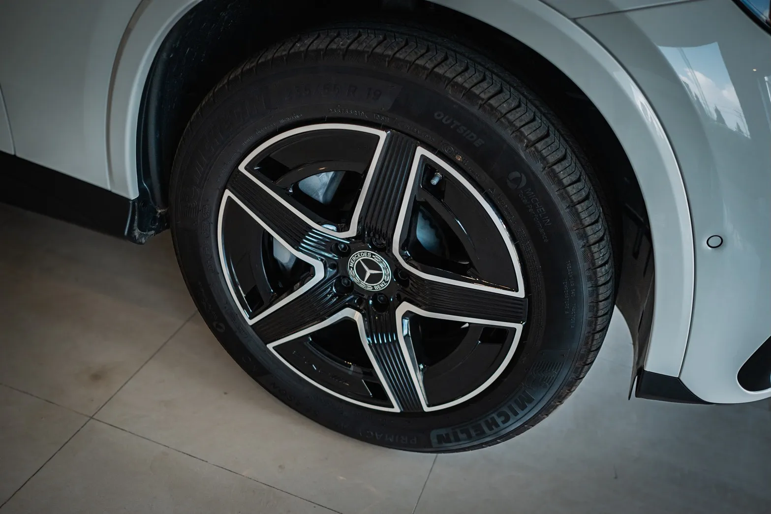 2025年 GLC300 COUPE 4MATIC