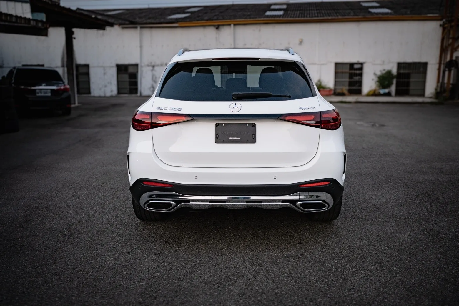 2025年 GLC300 SUV
