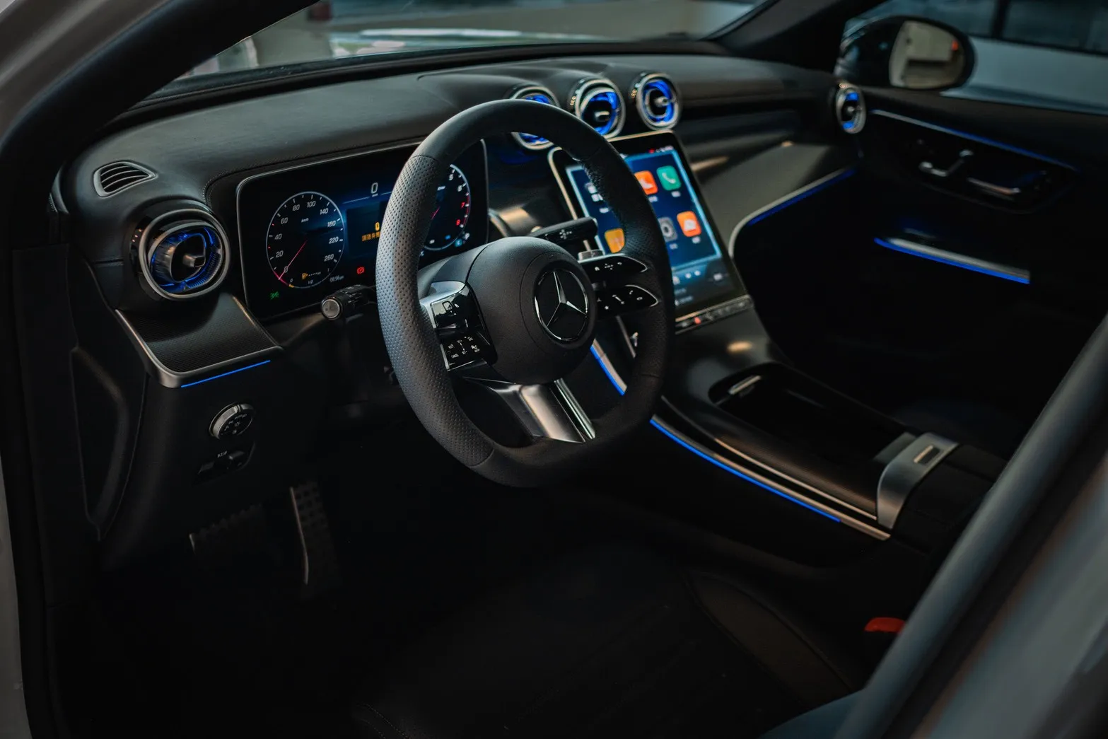 2025年 GLC300 COUPE 4MATIC