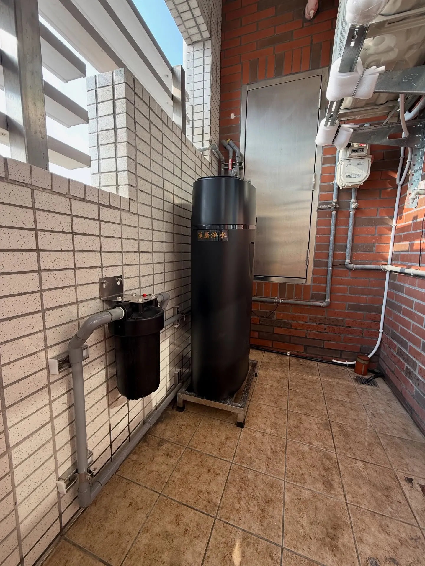 岡山國宅 尊爵黑系列全戶軟水安裝