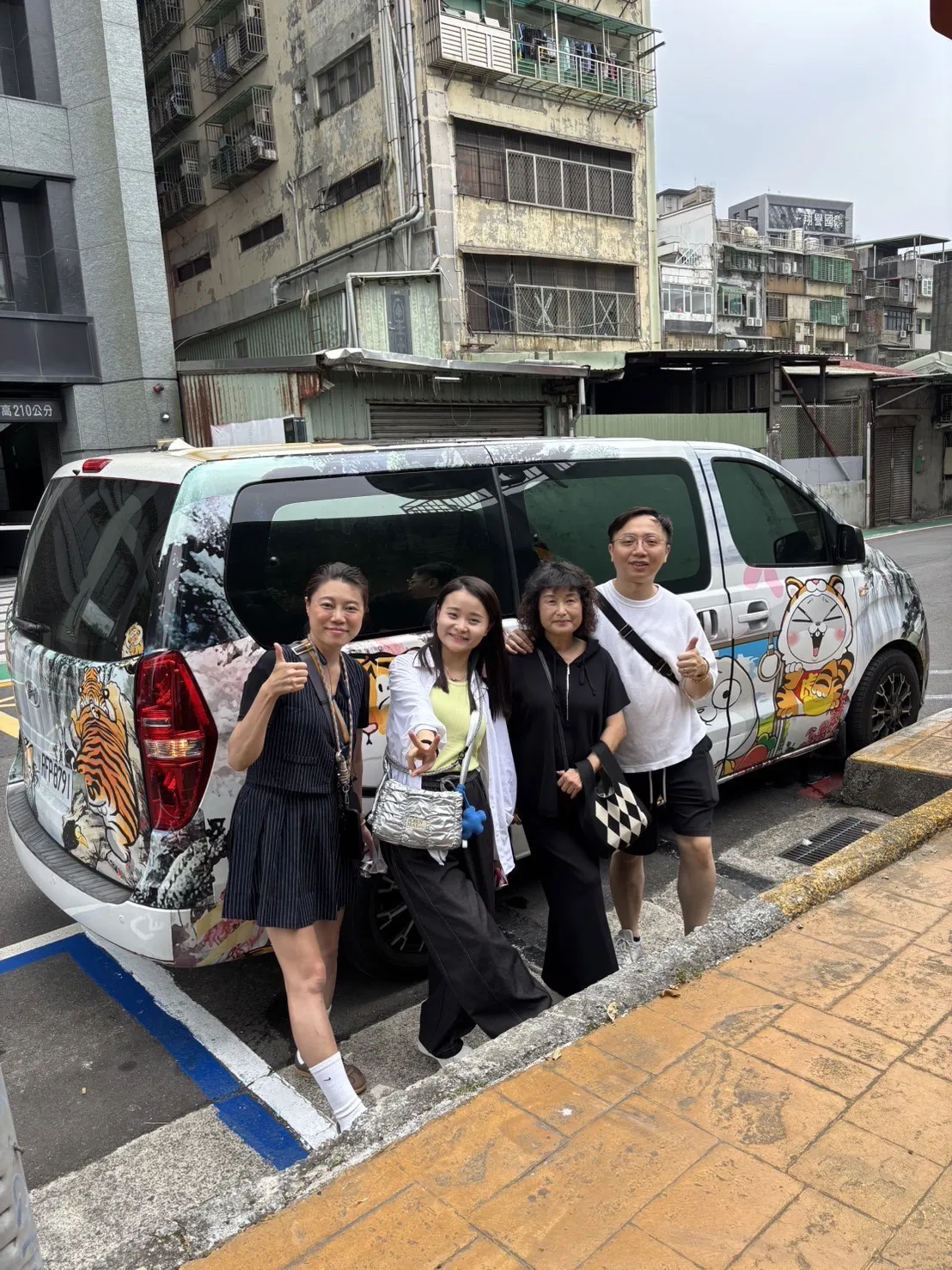 東港碼頭接送-桃園七人座包車/中壢七人座包車
