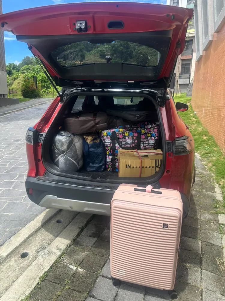 新生入住 微型搬家-桃園四人座包車/中壢四人座包車