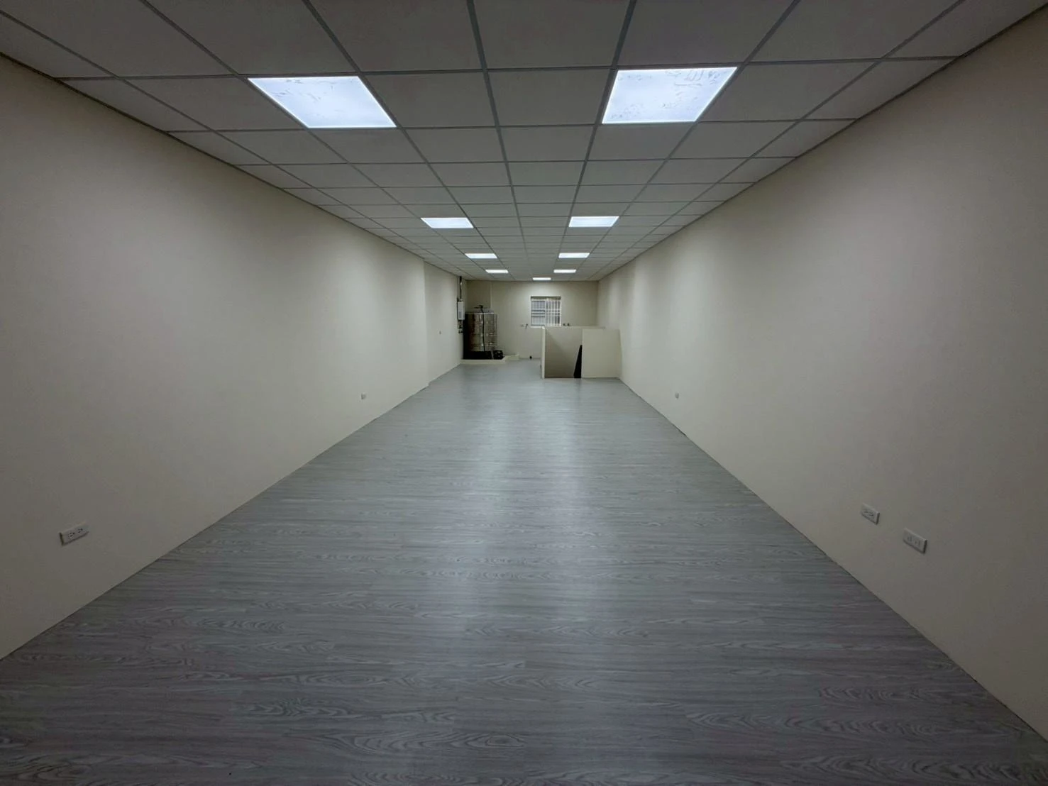 新竹市區40年透天店面翻修