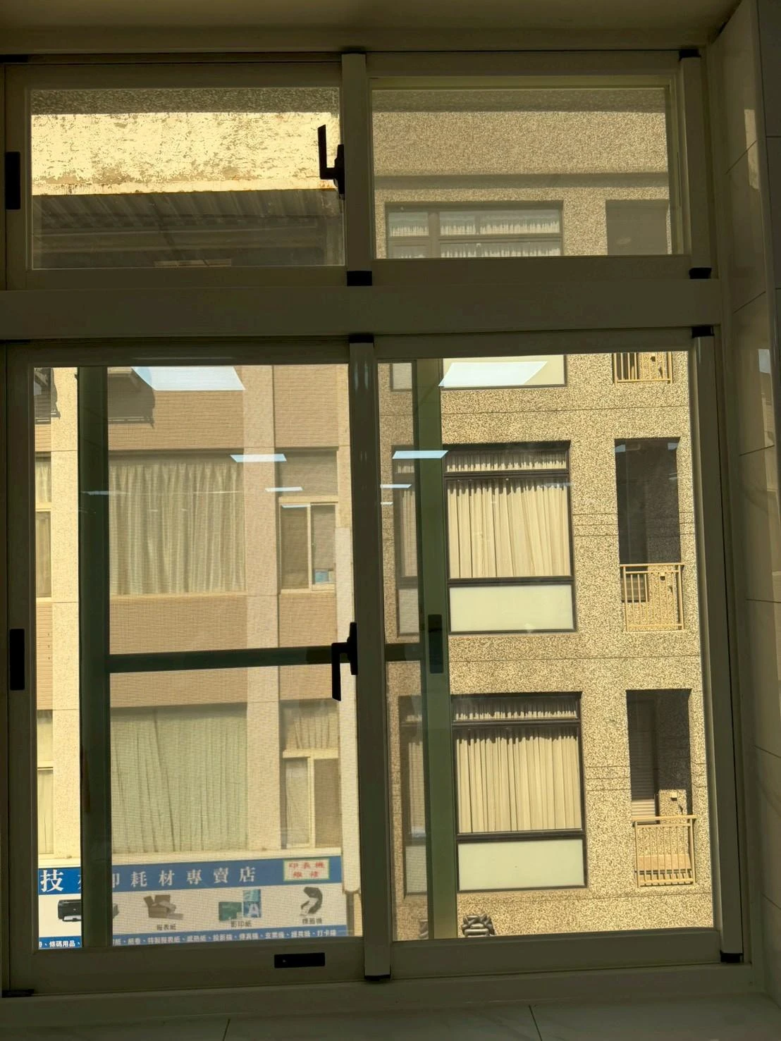 新竹市區40年透天店面翻修