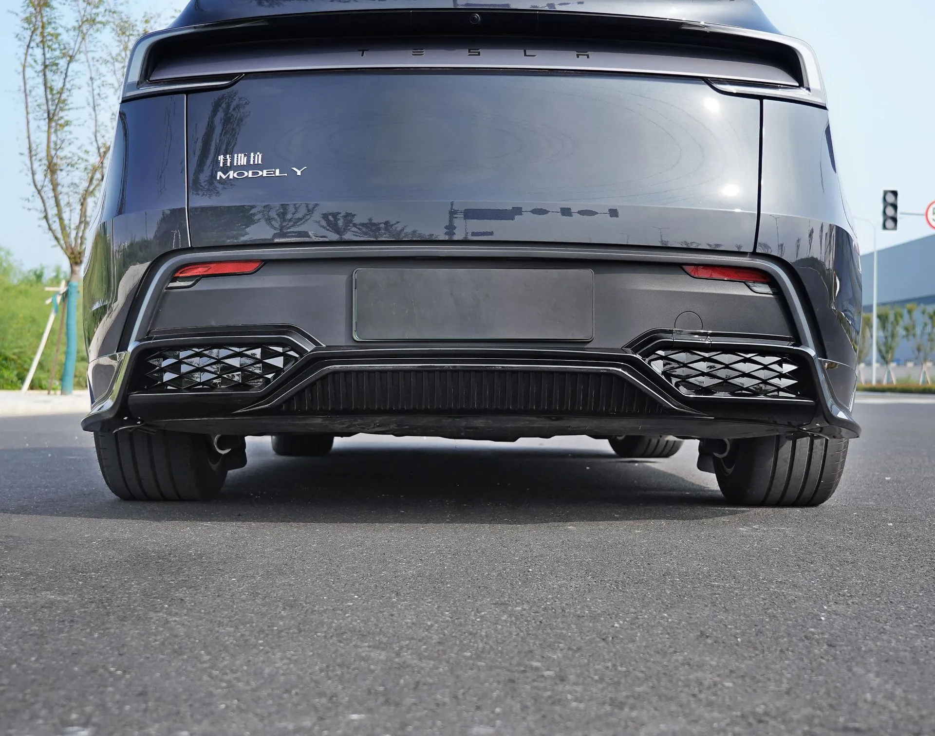 空力套件- DC系列 ( 煥新Y 2025+ )