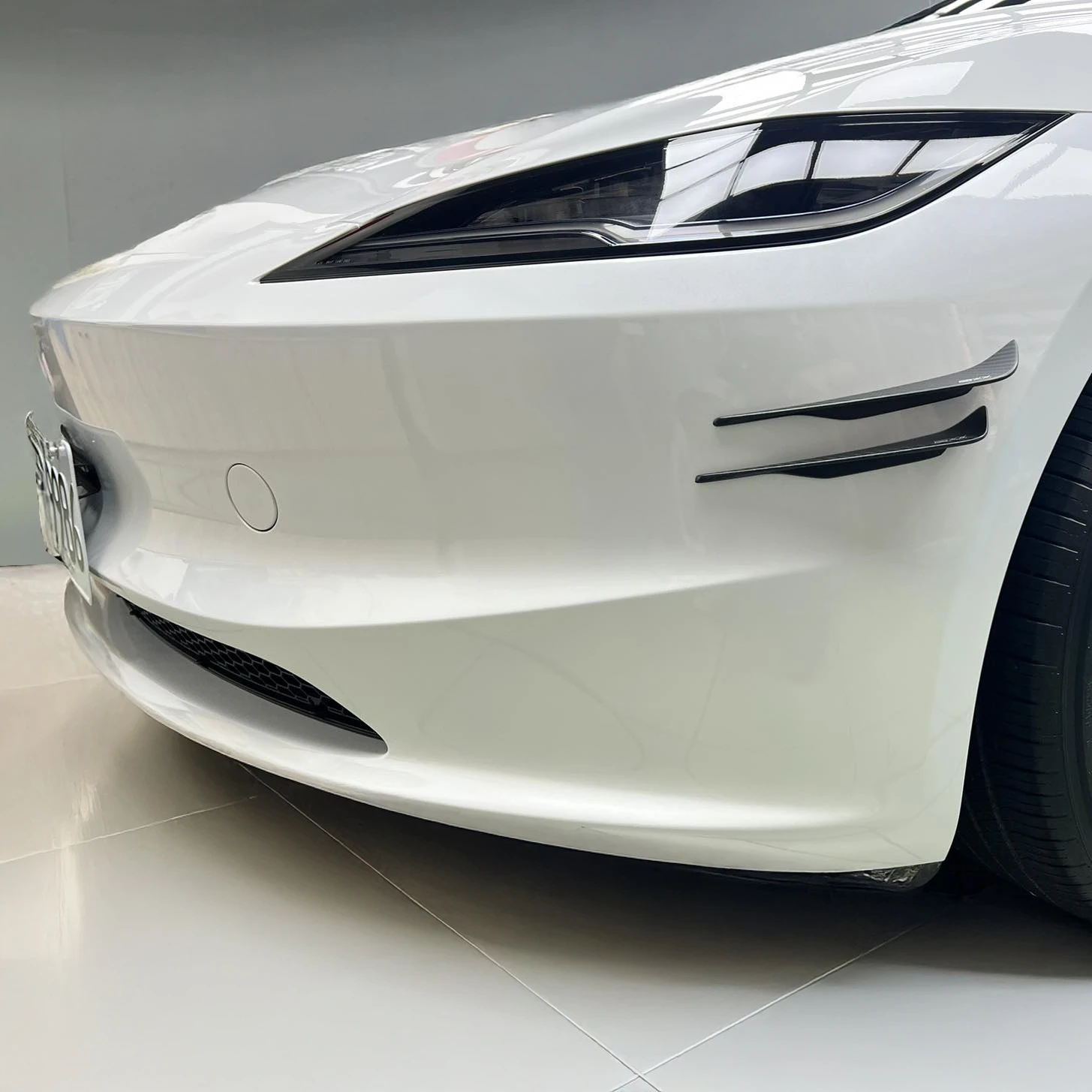 前保桿小風刃-真碳纖( 煥新版 Model 3/Y)