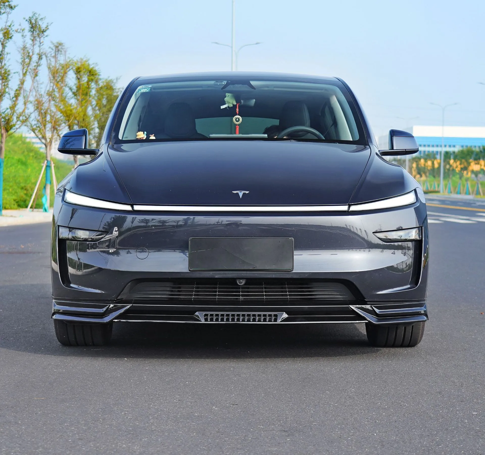 空力套件- DC系列 ( 煥新Y 2025+ )