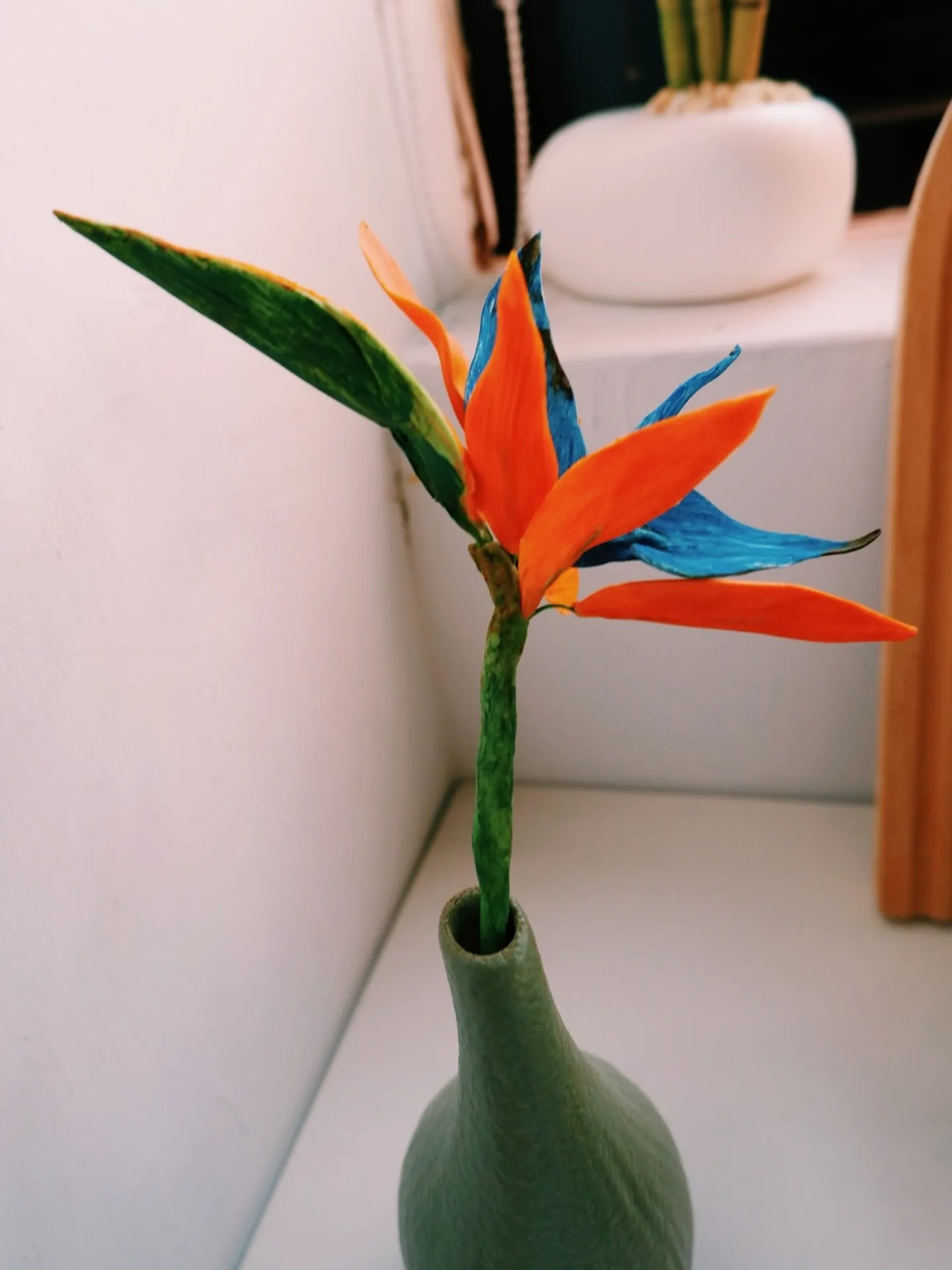 石膏捏塑-天堂鳥