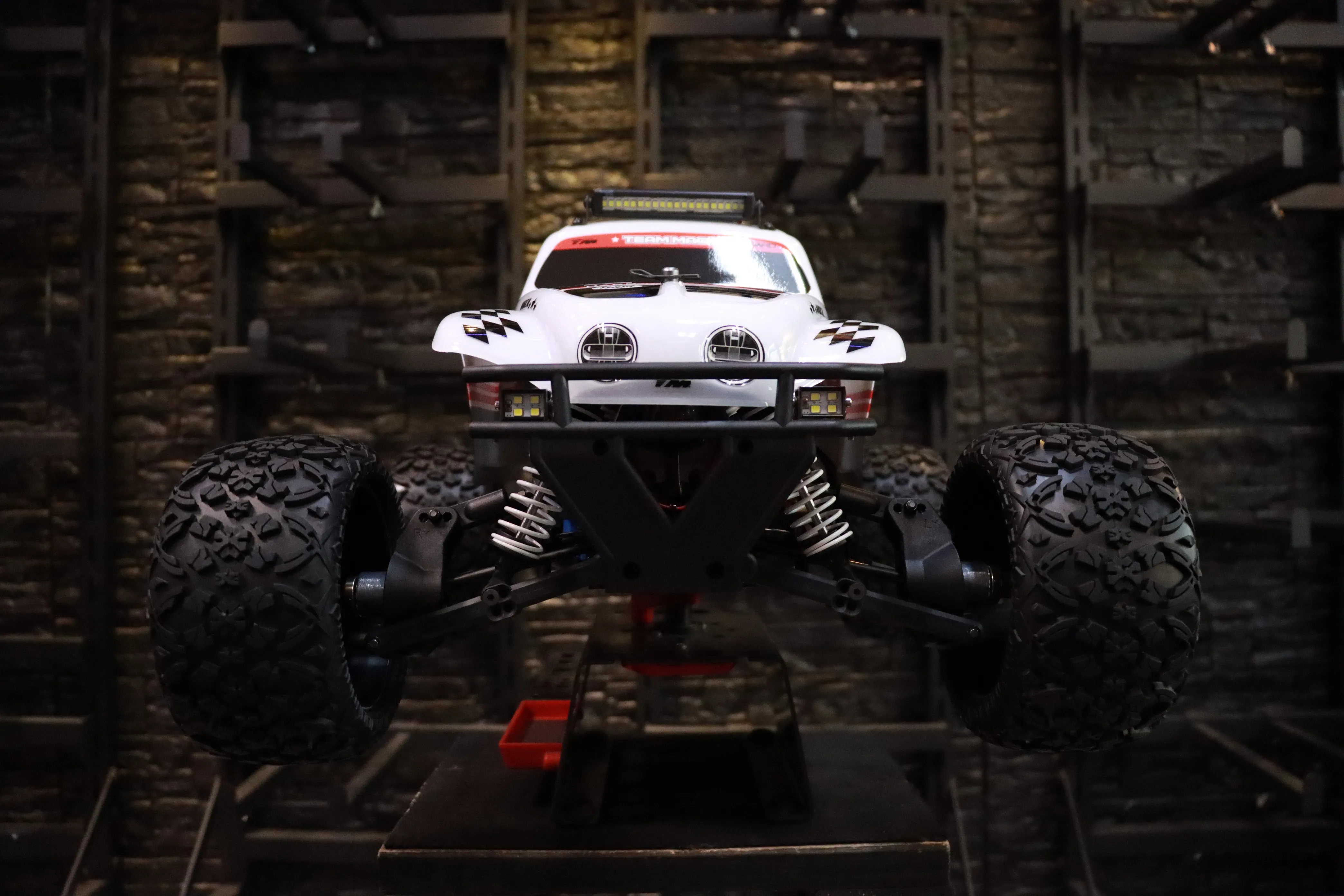 《 1/8 BETTLE BAJA 4S 無刷金龜 》｜Team Magic系列 遙控車｜