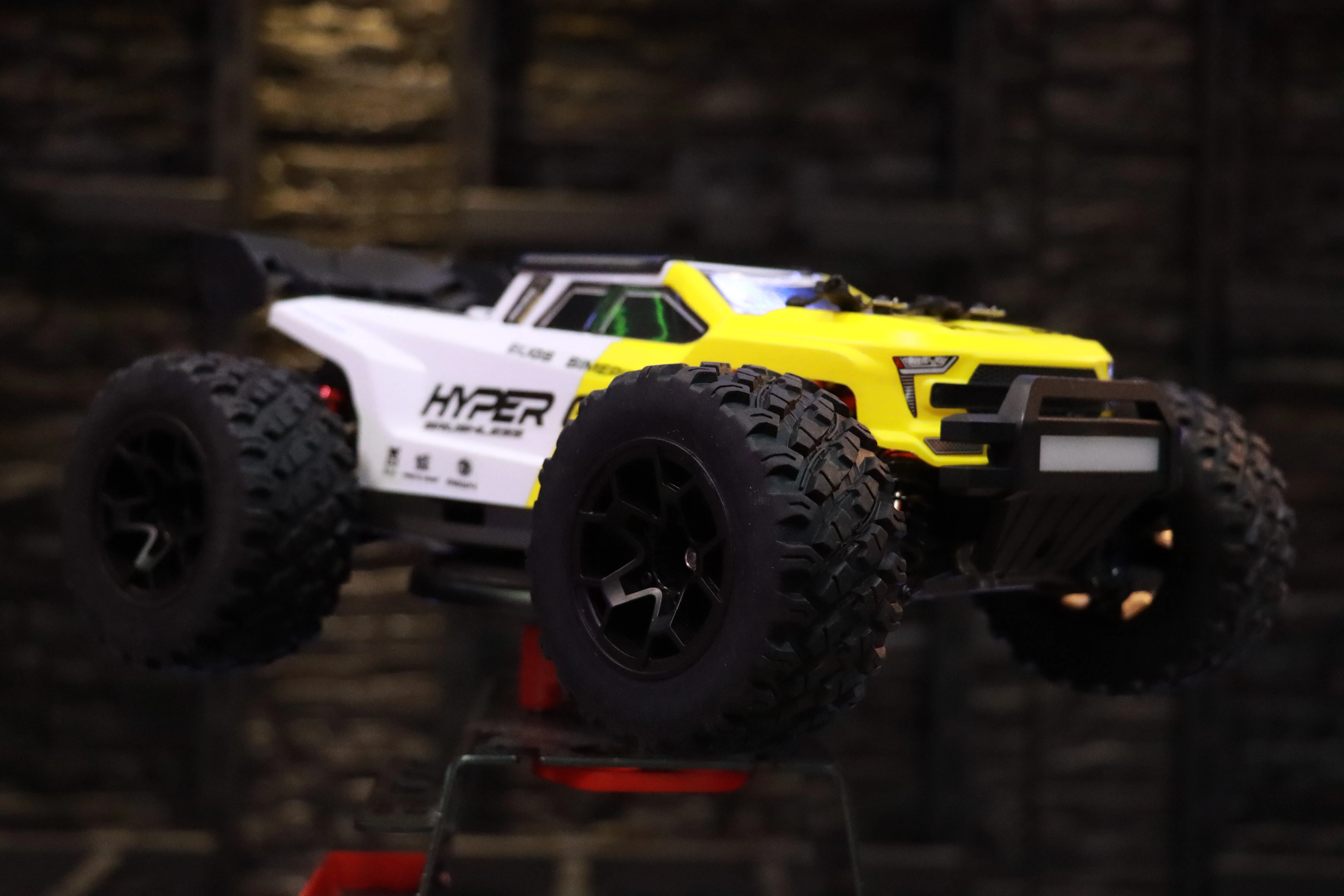 《 1/14 無刷大腳 》｜mjx R/C系列遙控車｜