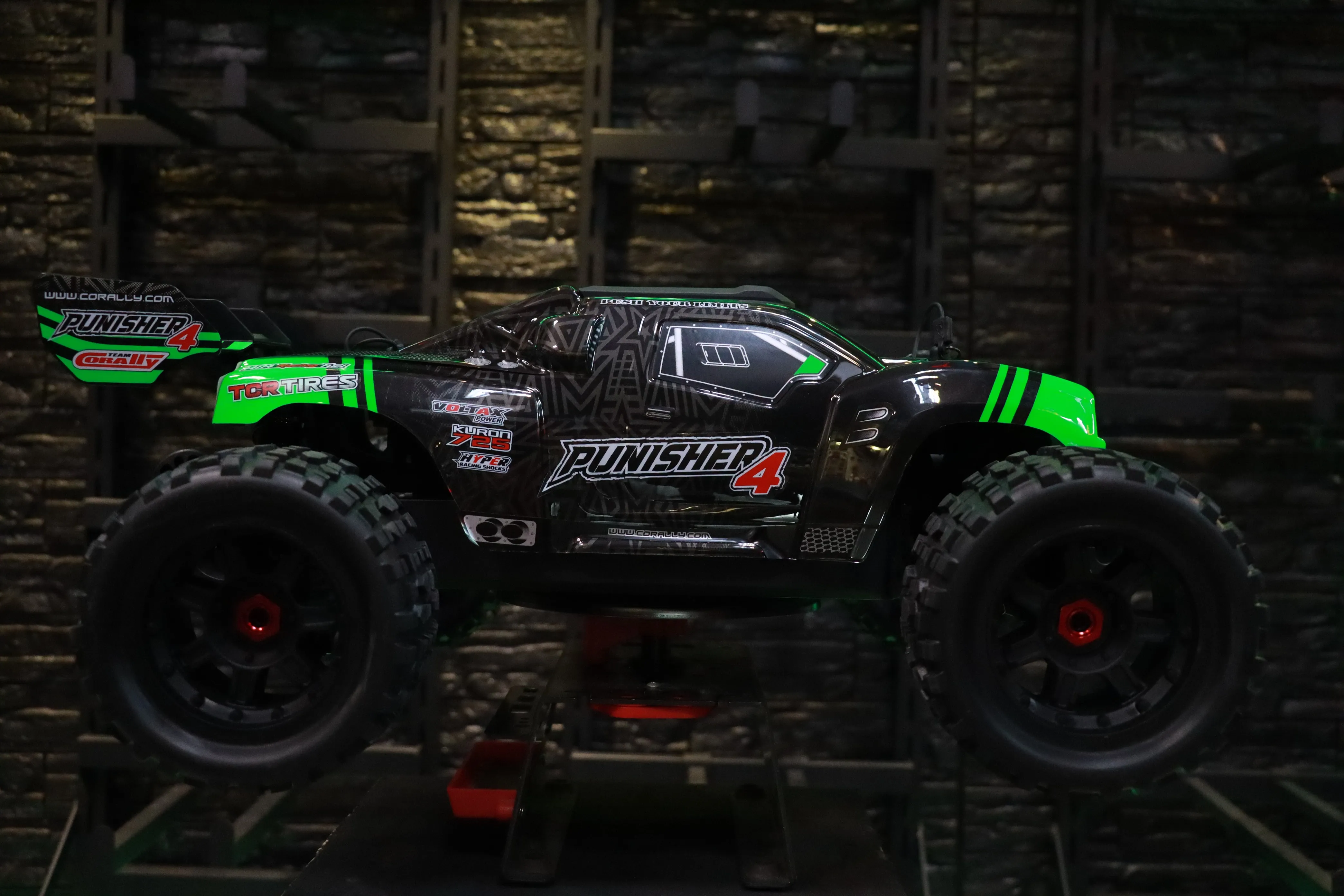 《 1/9 無刷大腳 PUNISHER 4S 》｜Team Corally遙控車｜