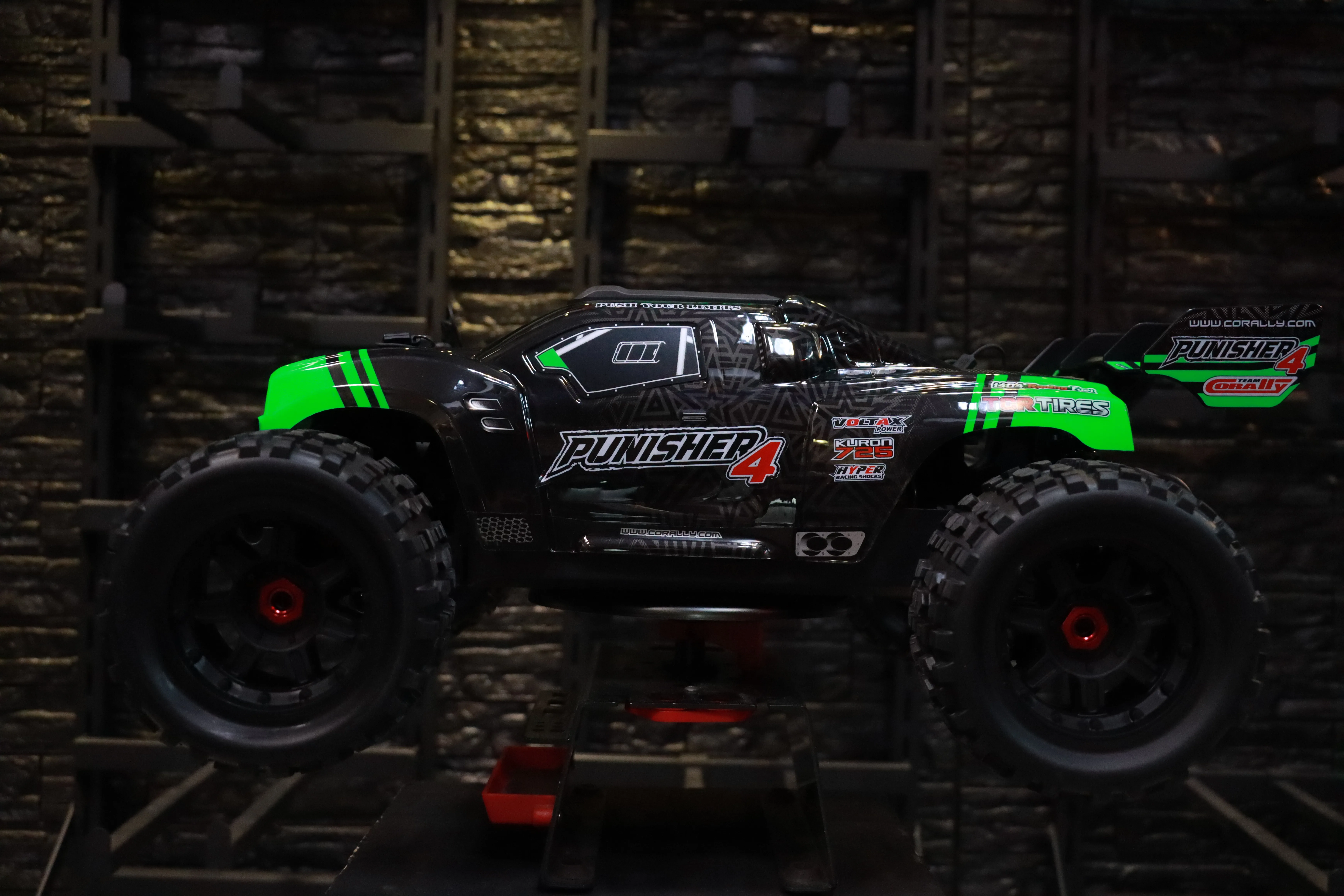 《 1/9 無刷大腳 PUNISHER 4S 》｜Team Corally遙控車｜