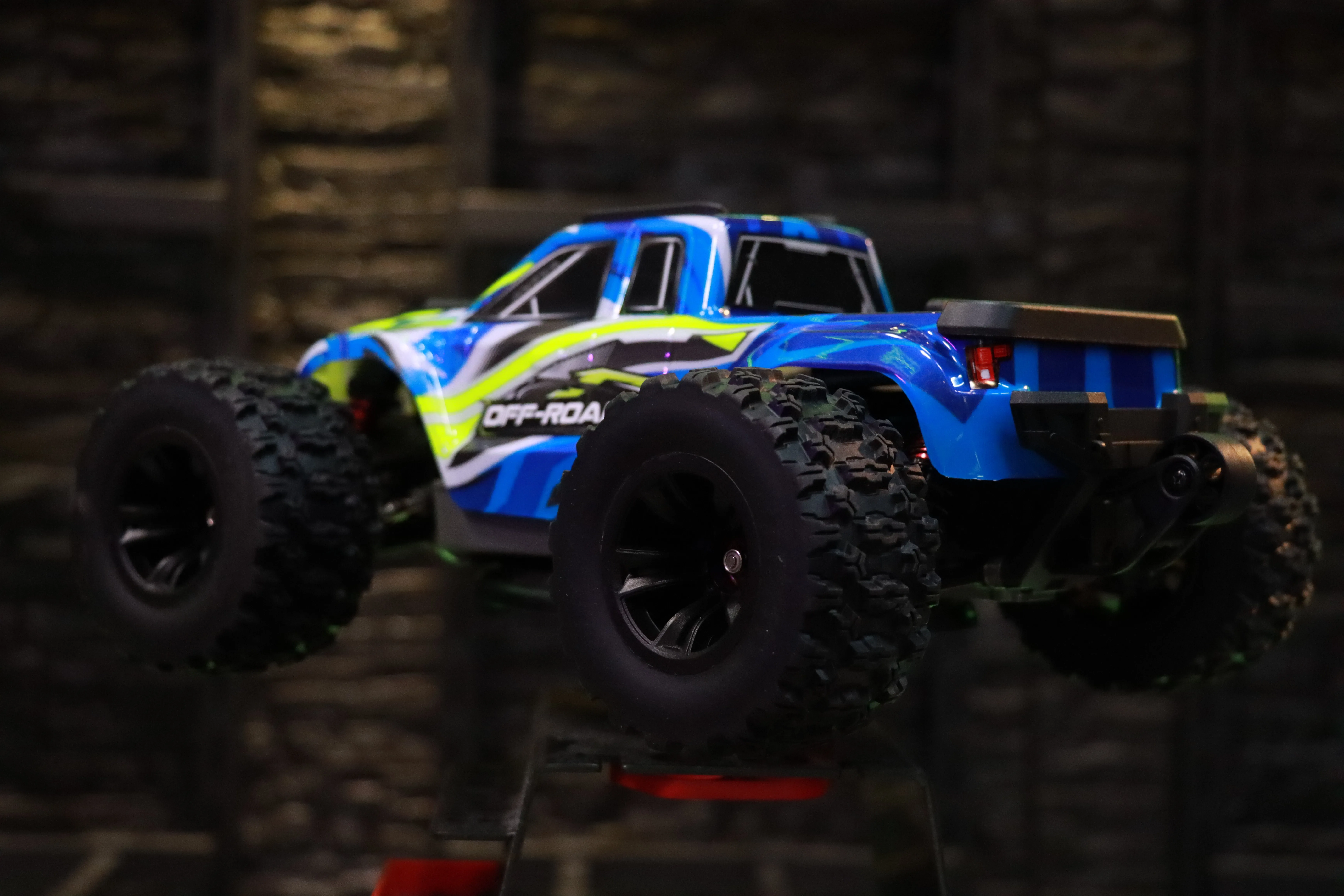 《 1/14 無刷大腳 》｜mjx R/C系列遙控車｜